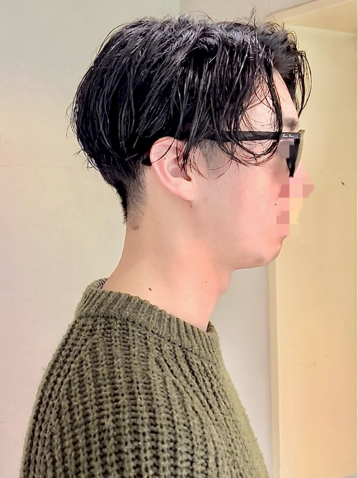 SUGAR by ECLART 立川南口店【シュガー バイ エクラート】のスタイル紹介。【立川】センターパート×緩めスパイラルパーマ【メンズカット】