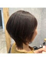 Eleanor spa&treatment 越谷【エレノア スパアンドトリートメント コシガヤ】のスタイル紹介。◯ウルフカット◯