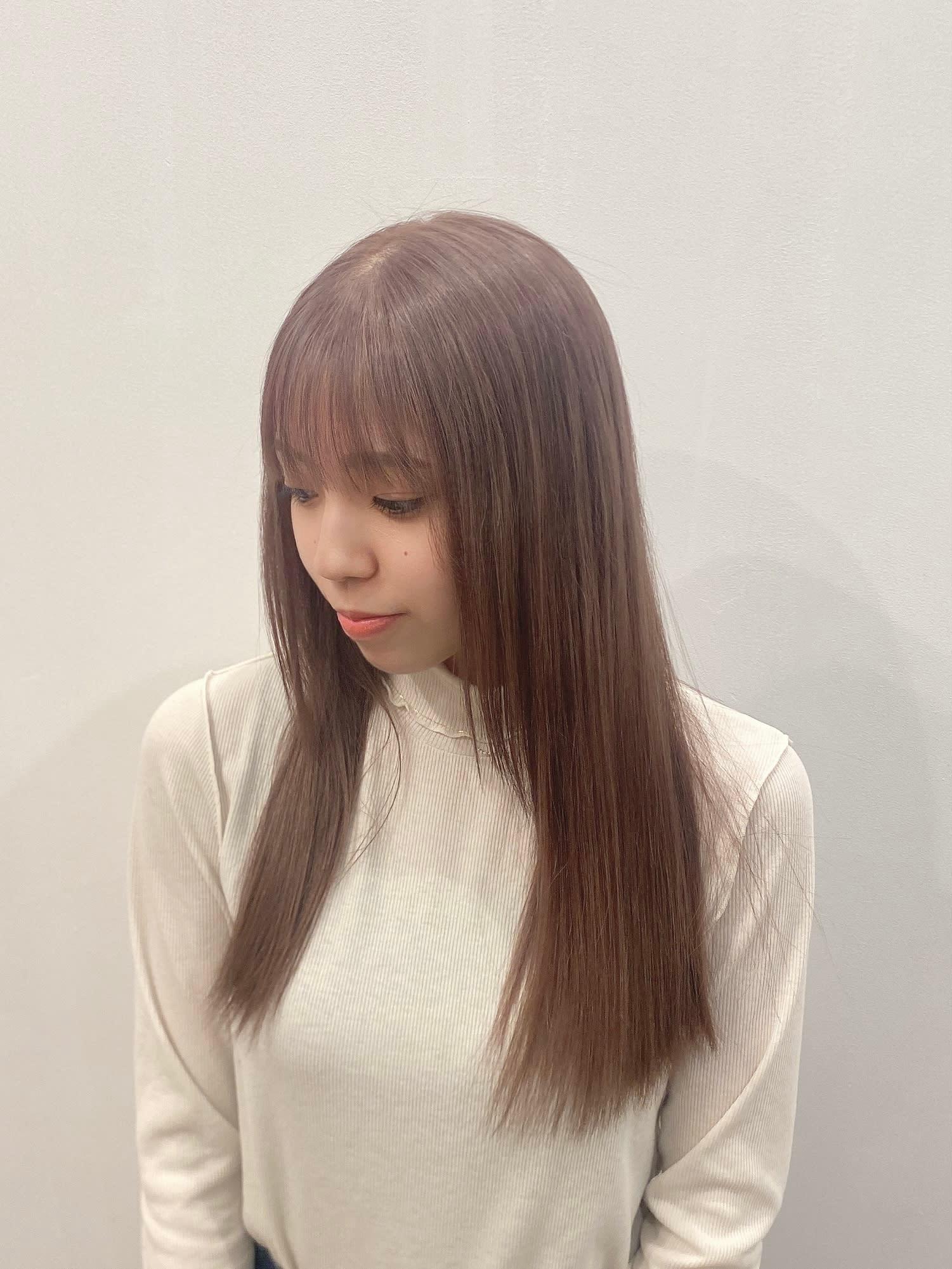 VIRGO【ウィルゴ】のスタイル紹介。ミルクティーグレージュ