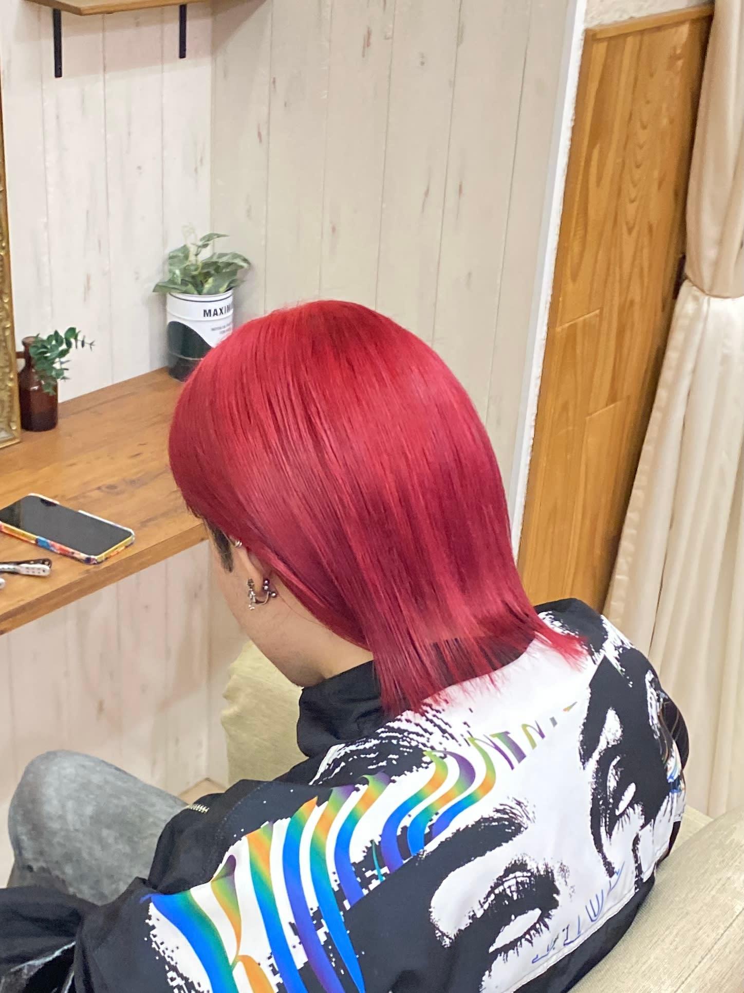 VIRGO【ウィルゴ】のスタイル紹介。レッドカラー