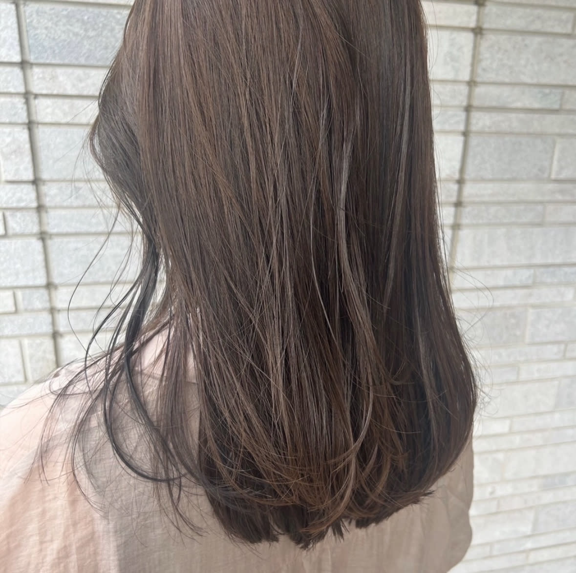 e's 鎌倉【イーズ】【イーズカマクラ】のスタイル紹介。《イーズ鎌倉》大人上品透明感カラー/美しい発色にこだわり