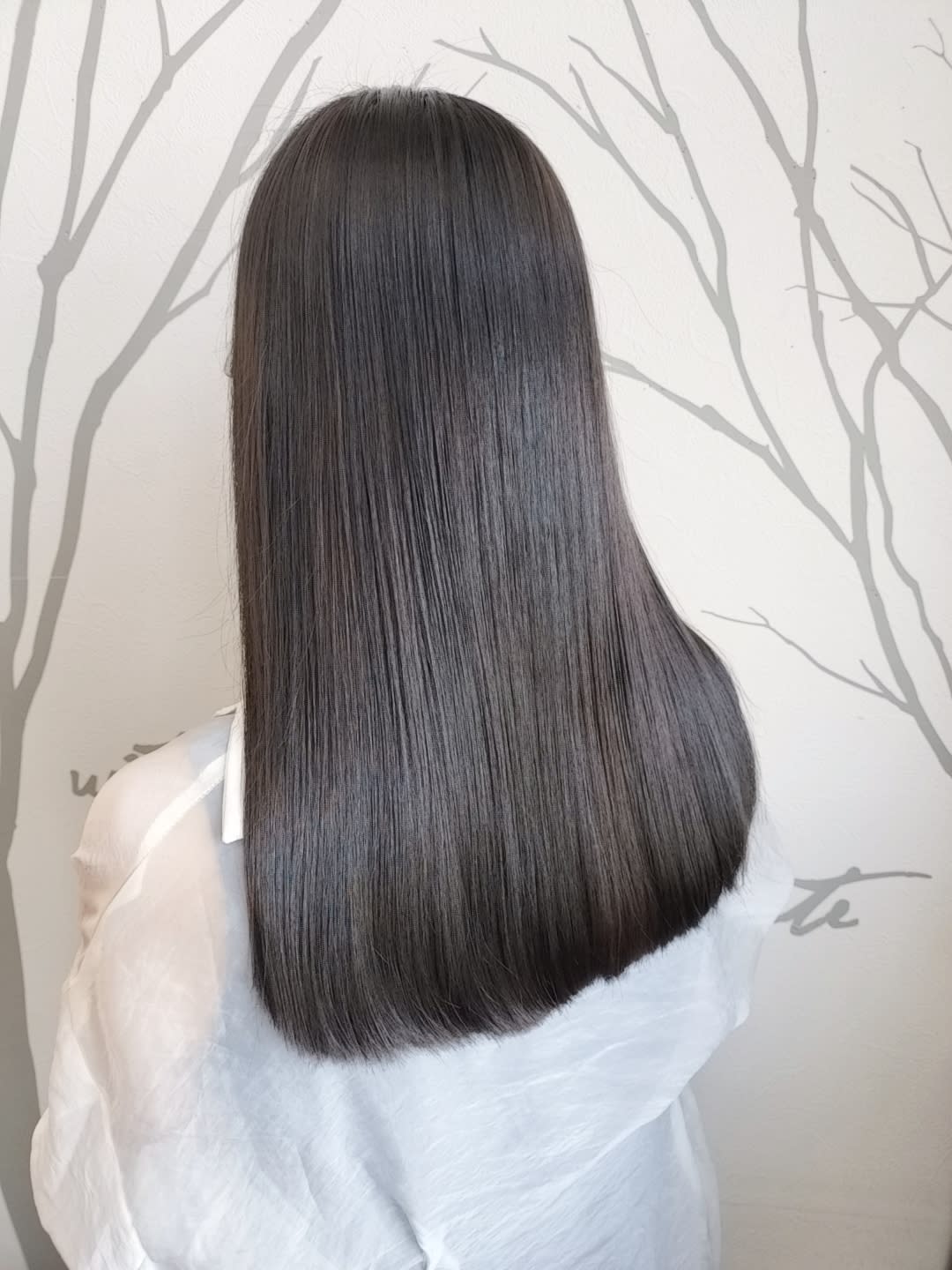 HAIR MAKE ATELIER【ヘアメイクアトリエ】のスタイル紹介。オリーブベージュ　