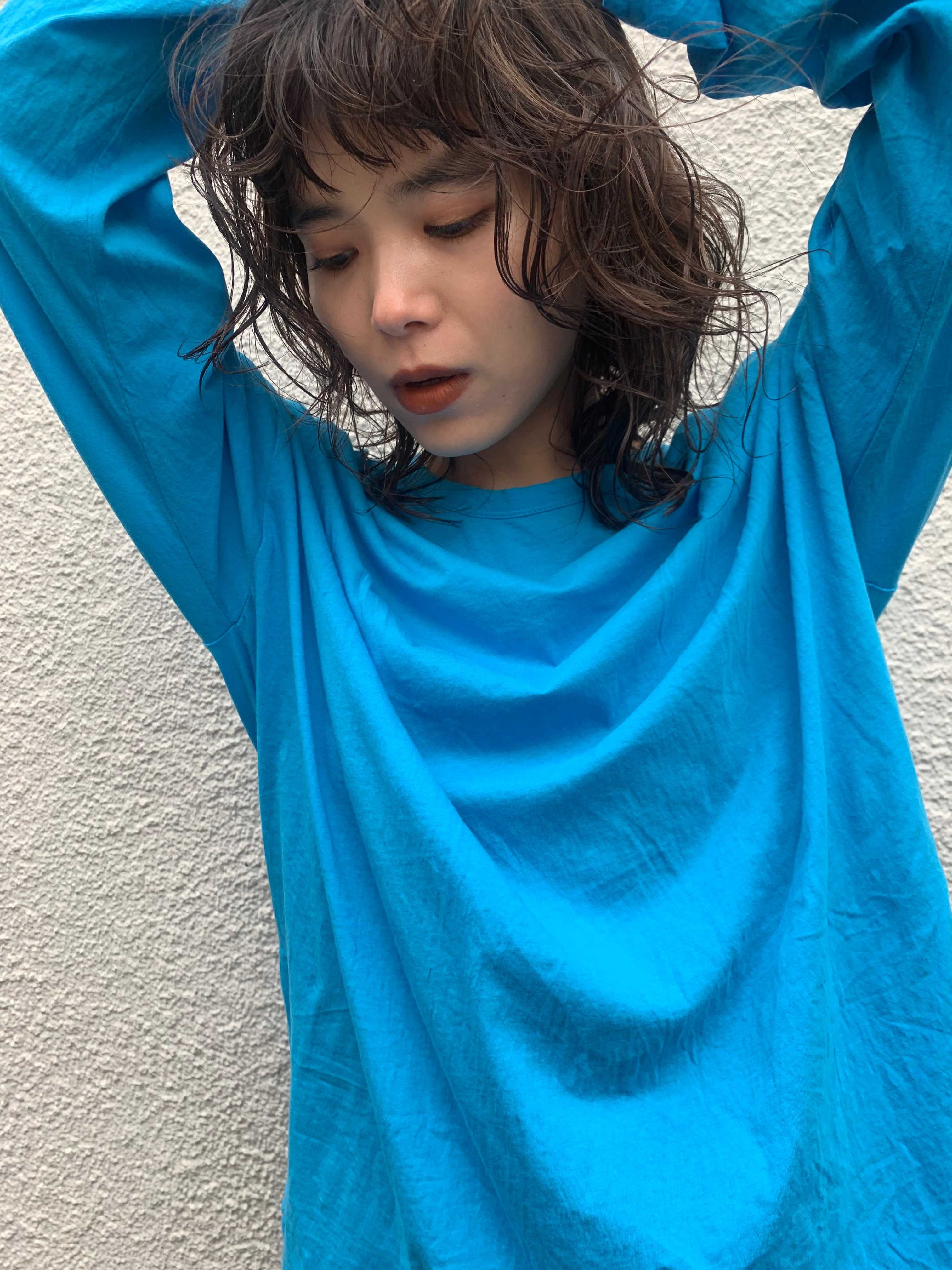 lok 高田馬場【ロク】【ロクタカダノババ】のスタイル紹介。ミディアムウルフ×パーマ