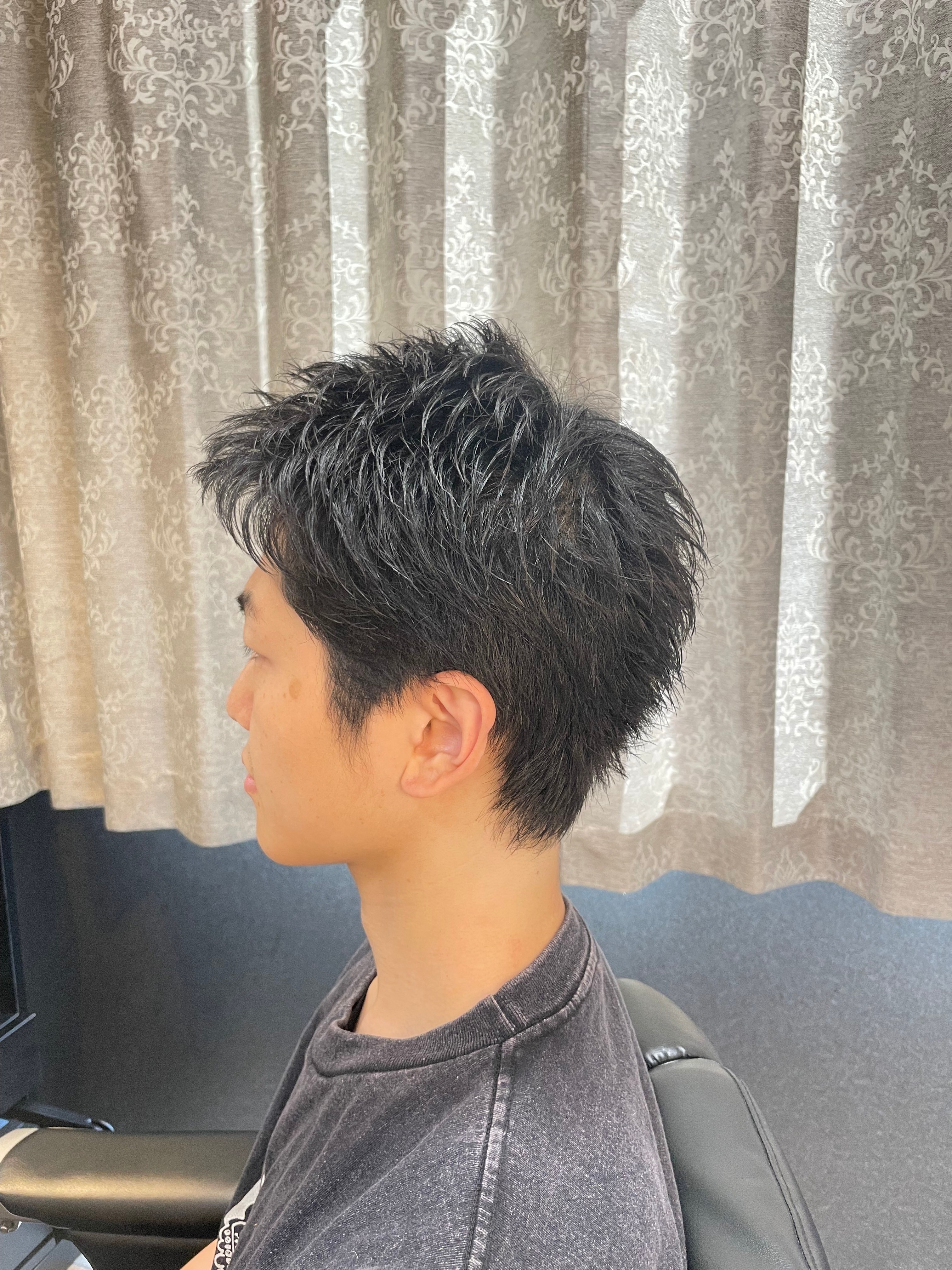 UNTRACE－BARBER SHOP－【アントレース バーバーショップ】のスタイル紹介。スパイキーショート