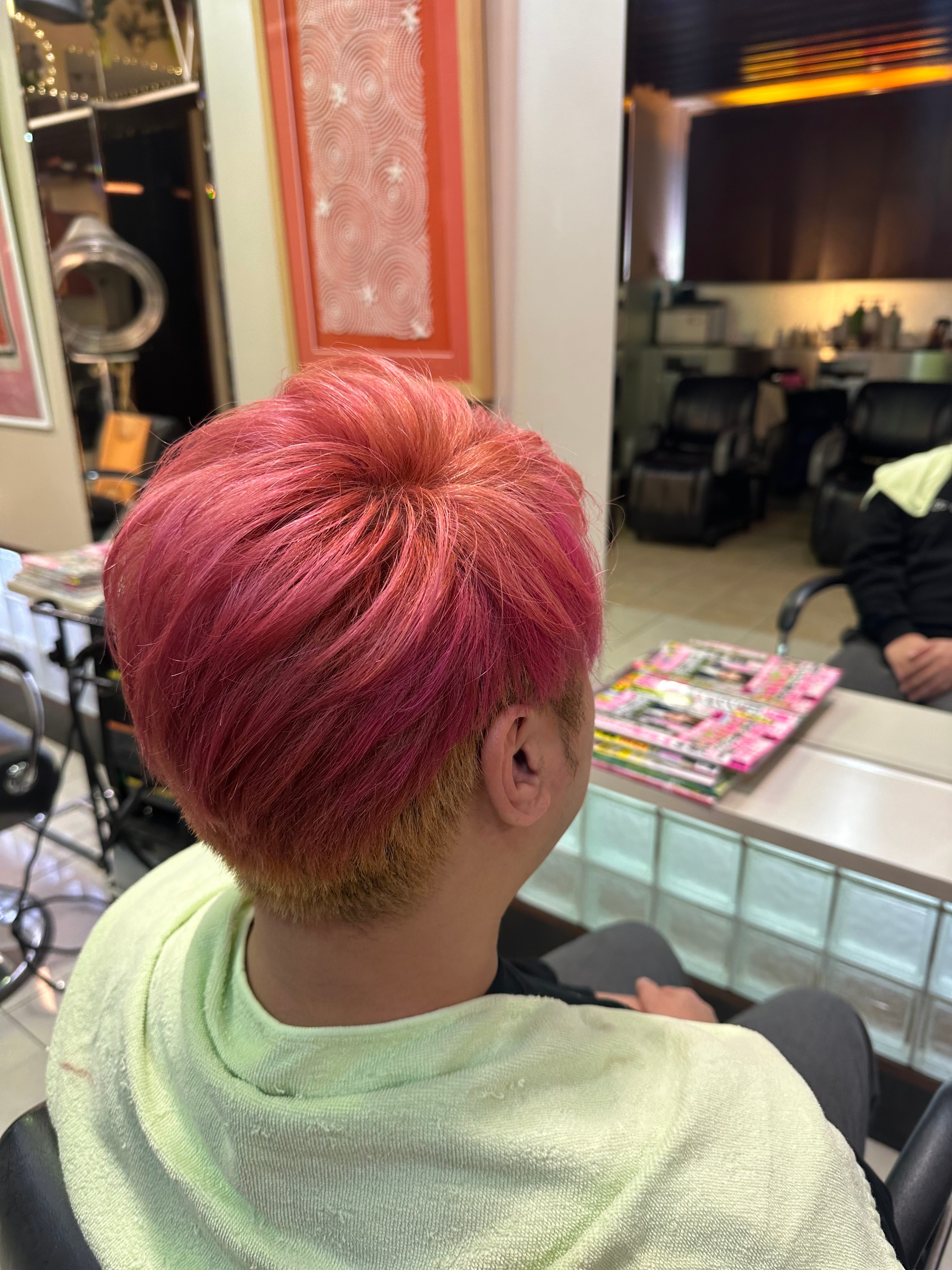 ヘアースペース クレッシェンド【ヘアースペース クレッシェンド】のスタイル紹介。ヘアースペース クレッシェンド×ショート