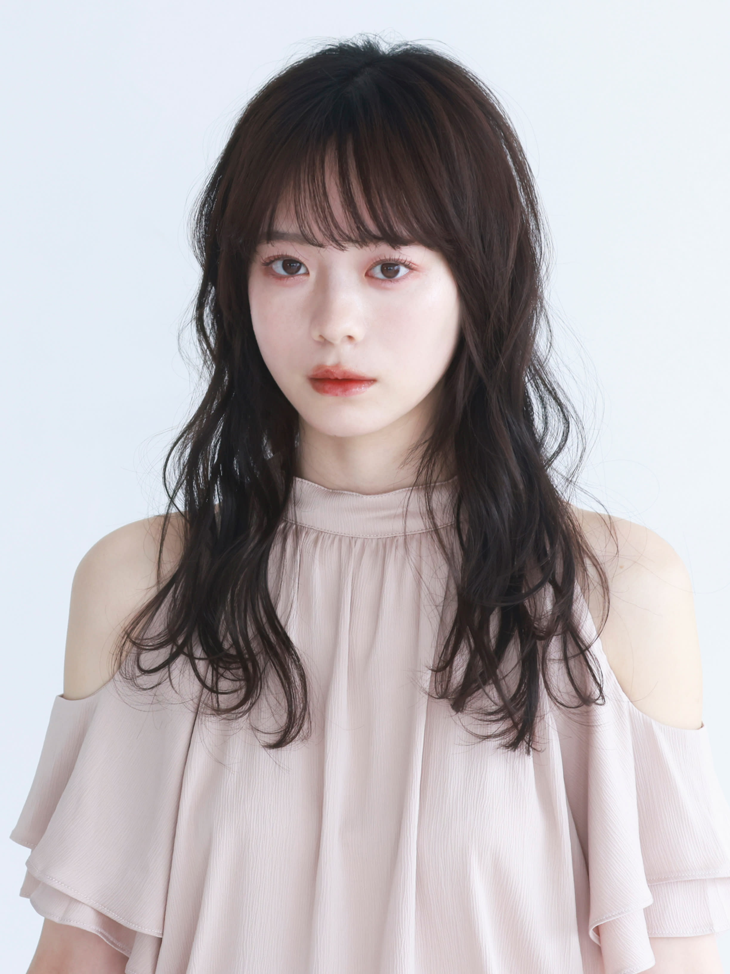 【全席半個室】髪質改善×ヘッドスパLaLarOomo 渋谷公園通り店【ララルーモ】【ララルーモシブヤコウエンドオリテン】のスタイル紹介。サラ艶ロングレイヤー×外国人風艶感カラー