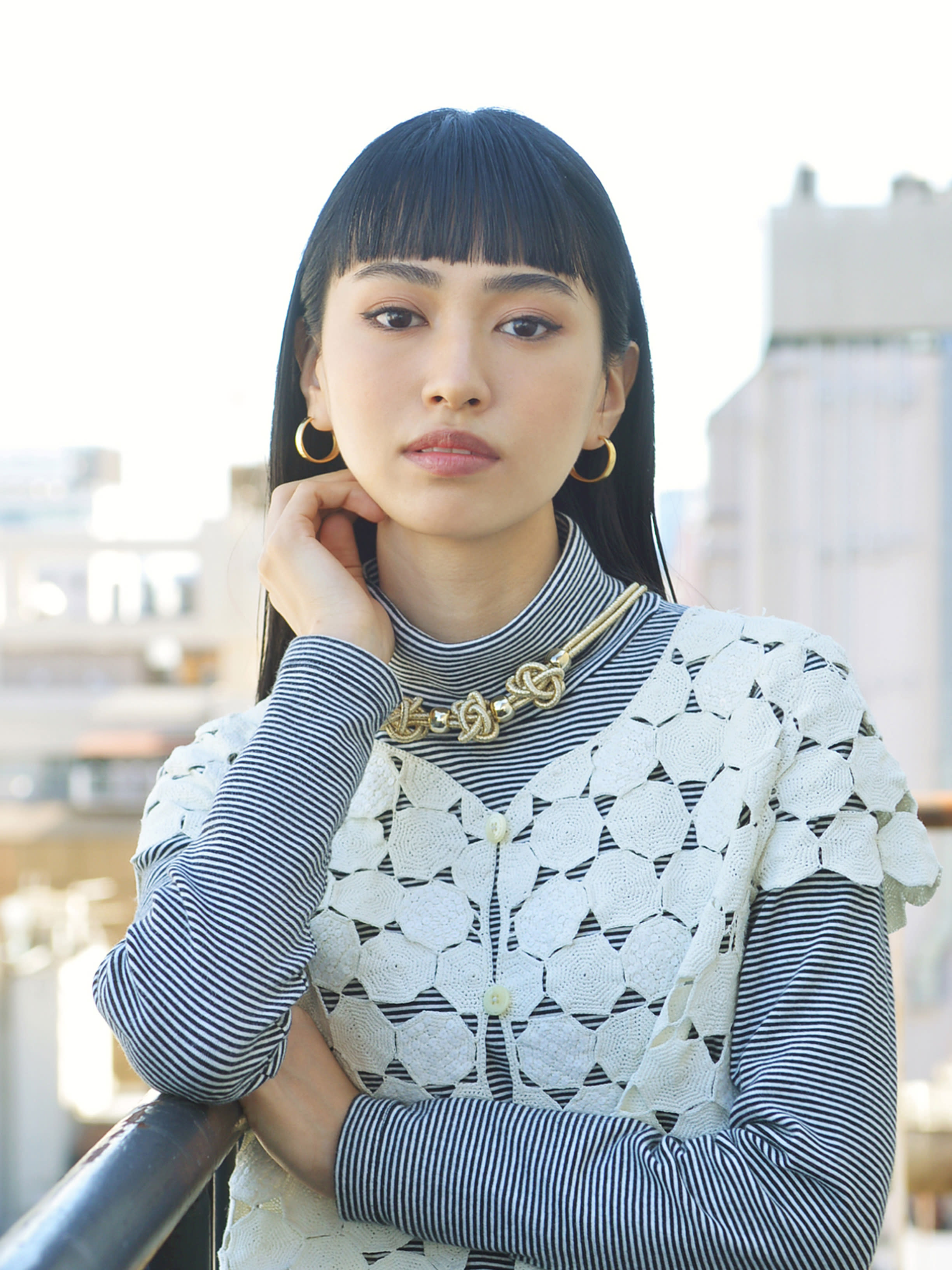 【全席半個室】髪質改善×ヘッドスパLaLarOomo 渋谷公園通り店【ララルーモ】【ララルーモシブヤコウエンドオリテン】のスタイル紹介。色気溢れるモード黒髪×オン眉バング