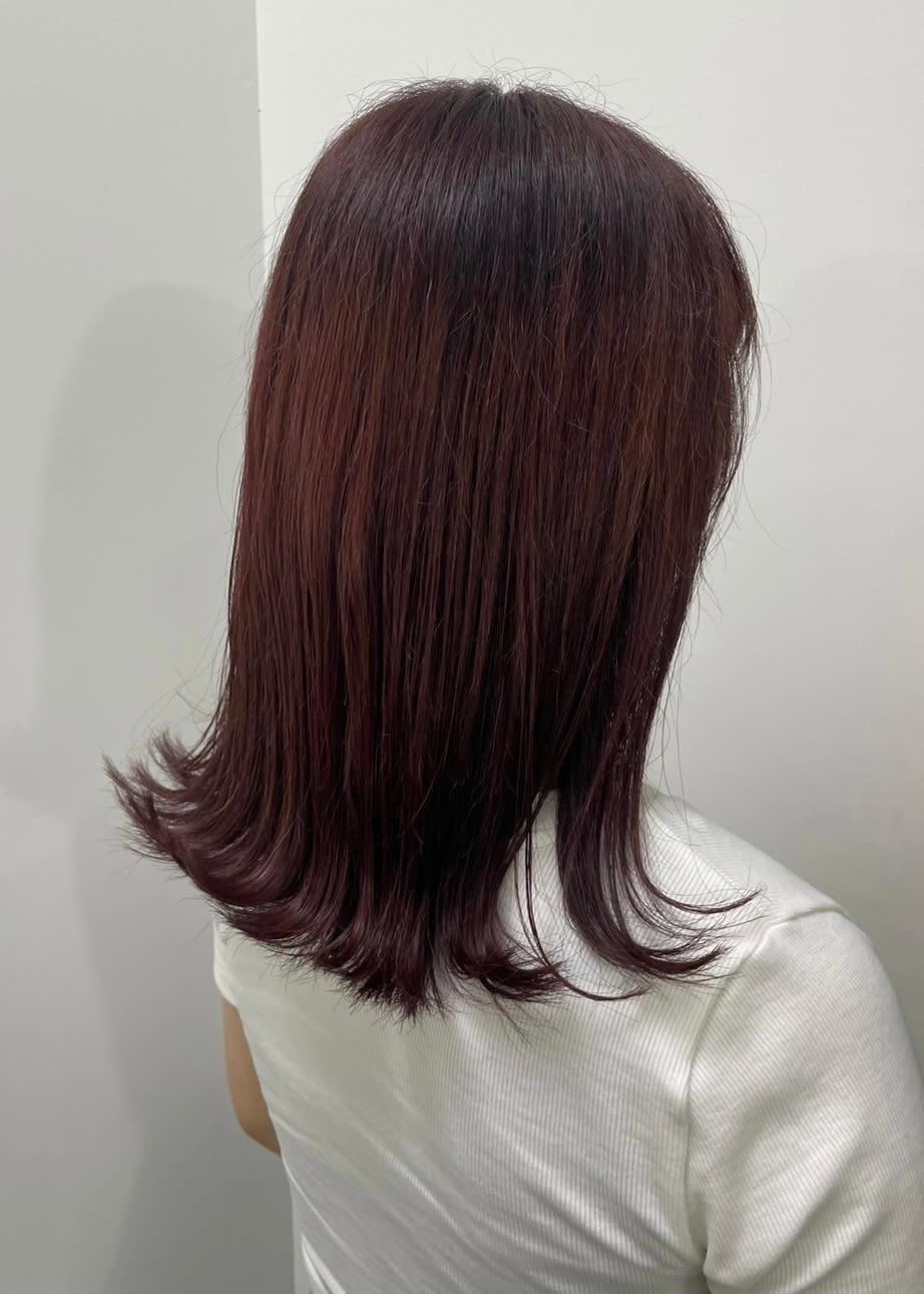 Fair【エフエール】のスタイル紹介。外ハネ　ミディアム