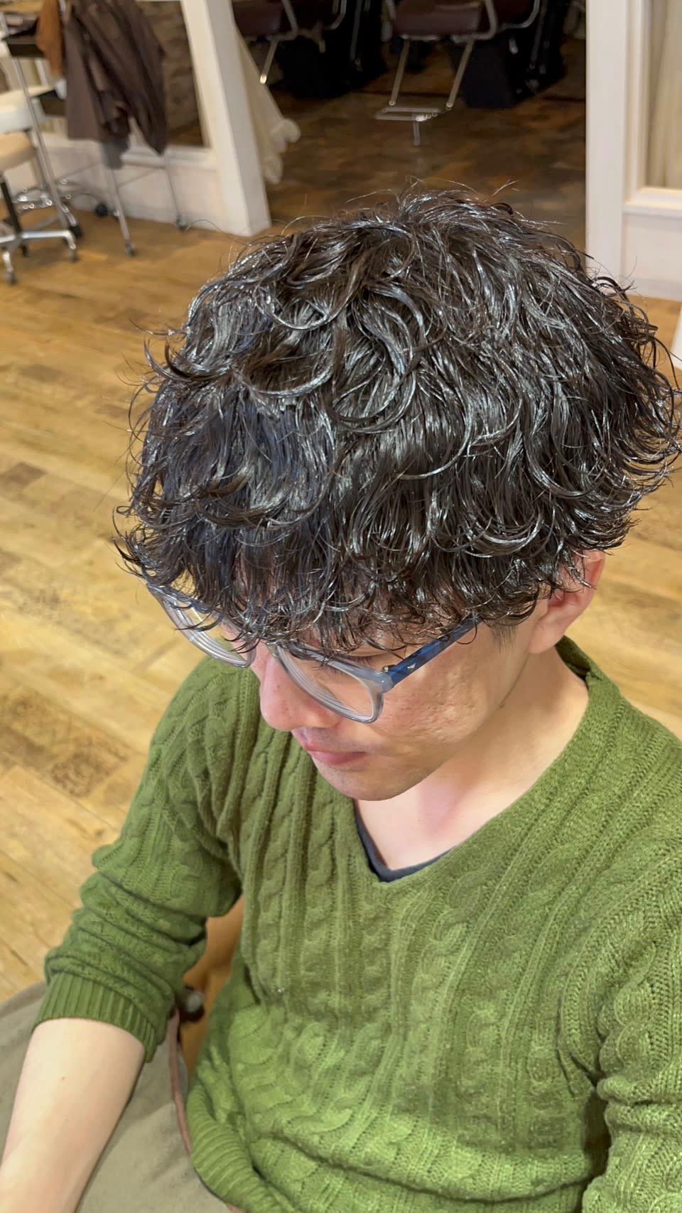 PulRavi 吉野ヶ里店【プルラヴィ　ヨシノガリテン】のスタイル紹介。波まきパーマ