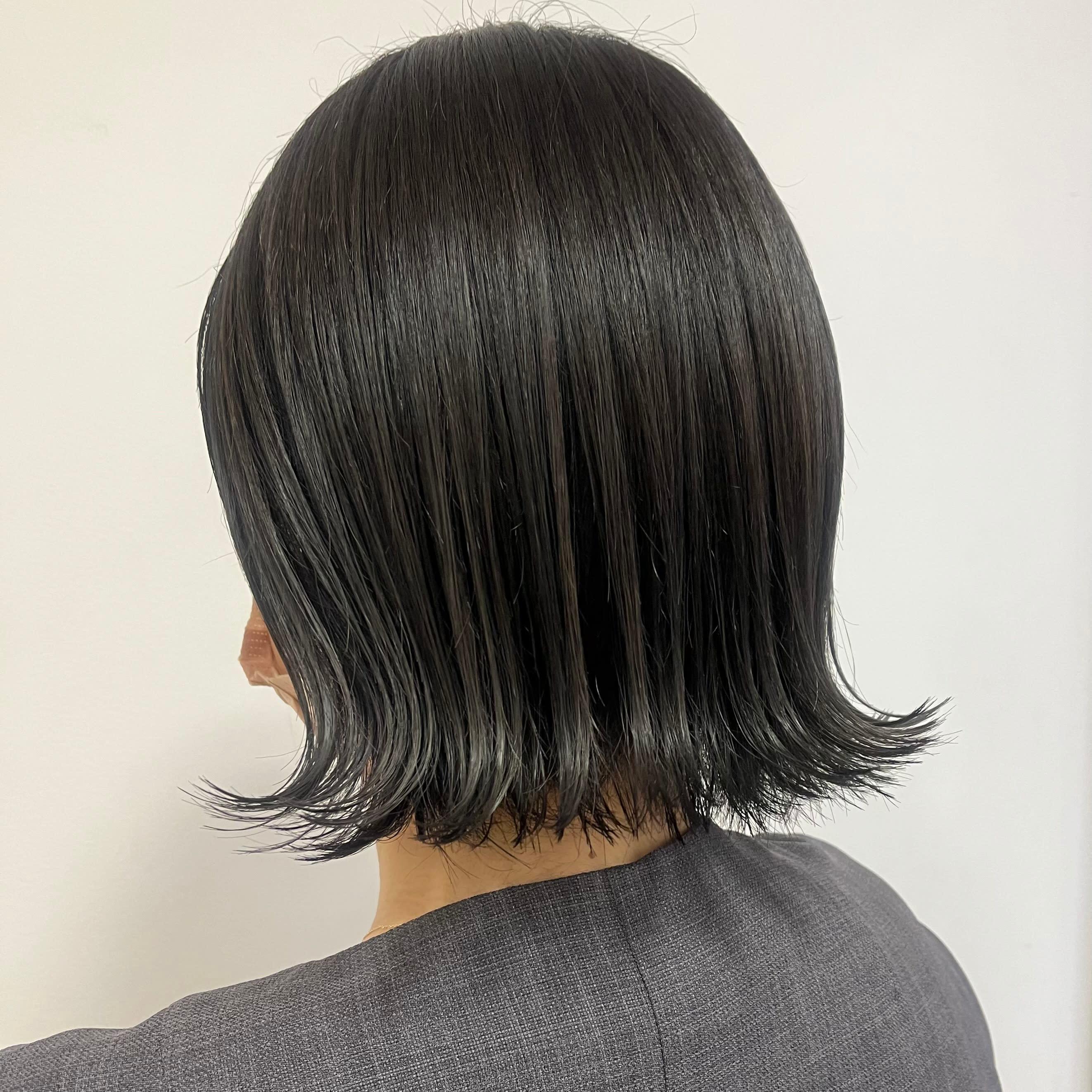 リジェール 高辻店【リジェール タカツジテン】のスタイル紹介。脱白髪染め 3Dハイライト レイヤーカット ボブ 髪質改善