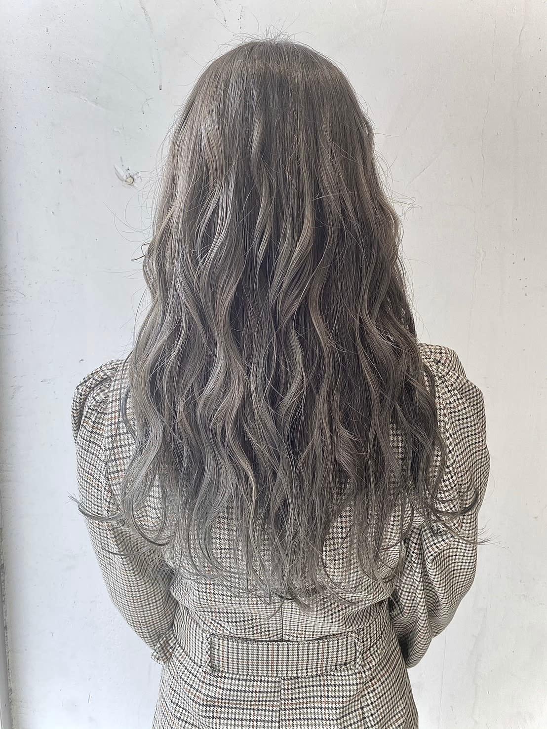 BRAVE福岡 天神店【ブレイブフクオカ テンジンテン】のスタイル紹介。BRAVE福岡 天神店×ロング