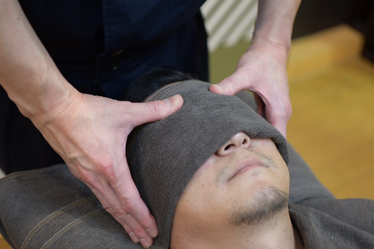 BARBER-BAR 四谷店【バーバーバー ヨツヤテン】のスタイル紹介。寝落ち続出頭筋膜ヘッドスパで血流だくだく