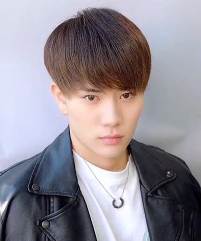 NEXUS&Co. 浦安店【ネクサスアンドコーウラヤステン】のスタイル紹介。韓国風ツーブロックマッシュ