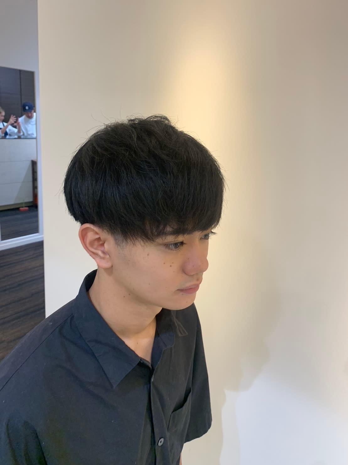 SKY Re-beau【スカイ レビュー】のスタイル紹介。ナチュラル刈上げマッシュ