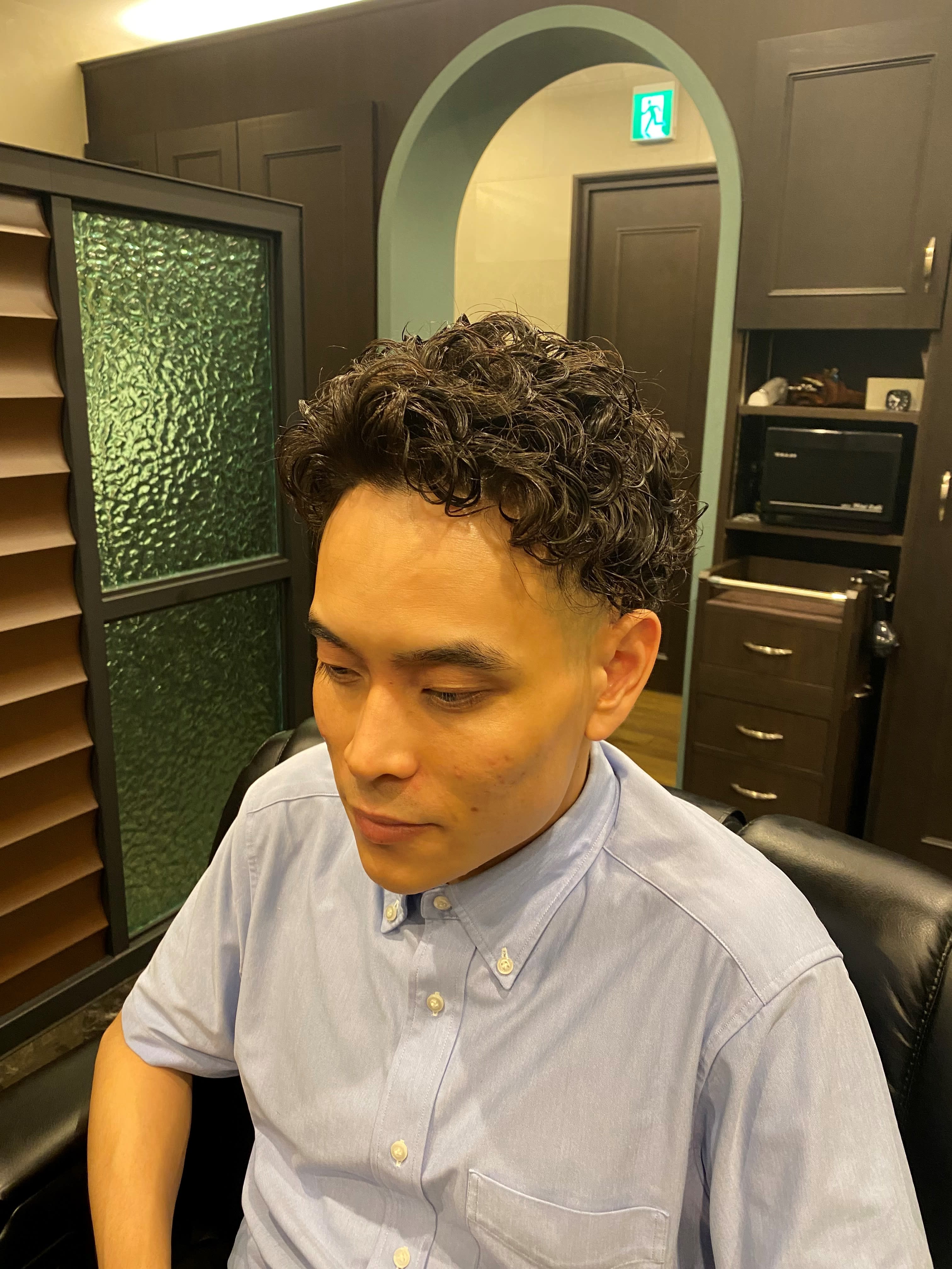 スカイビューレックス赤坂店【スカイビューレックスアカサカテン】のスタイル紹介。フェードパーマスタイル