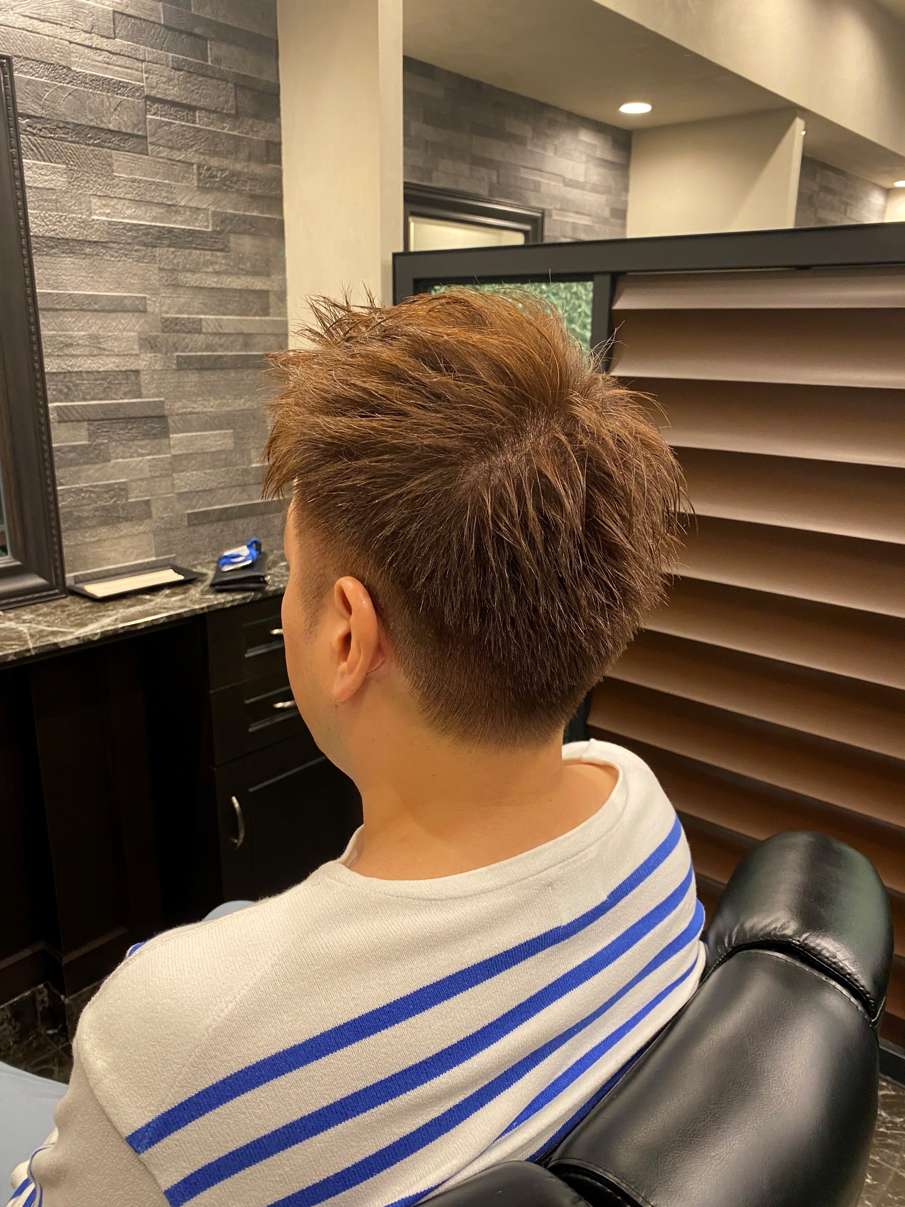 スカイビューレックス赤坂店【スカイビューレックスアカサカテン】のスタイル紹介。ツーブロックショート