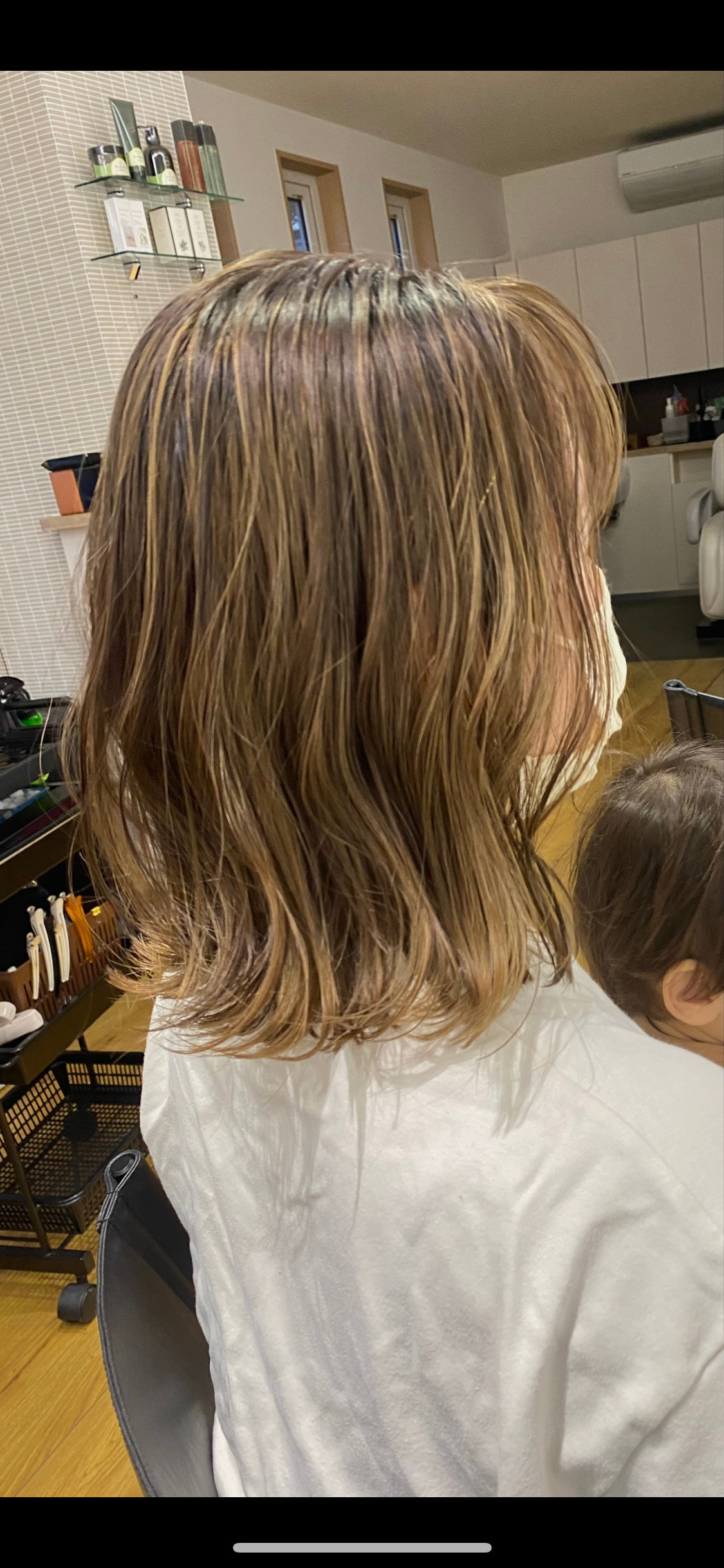 STELLAR【ステラ】のスタイル紹介。ハイライトカラー✖️ベージュ