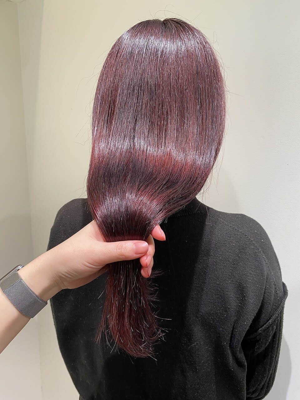 SALON MOGO IKEBUKURO【サロンモゴイケブクロ】のスタイル紹介。《ワインレッドカラー》