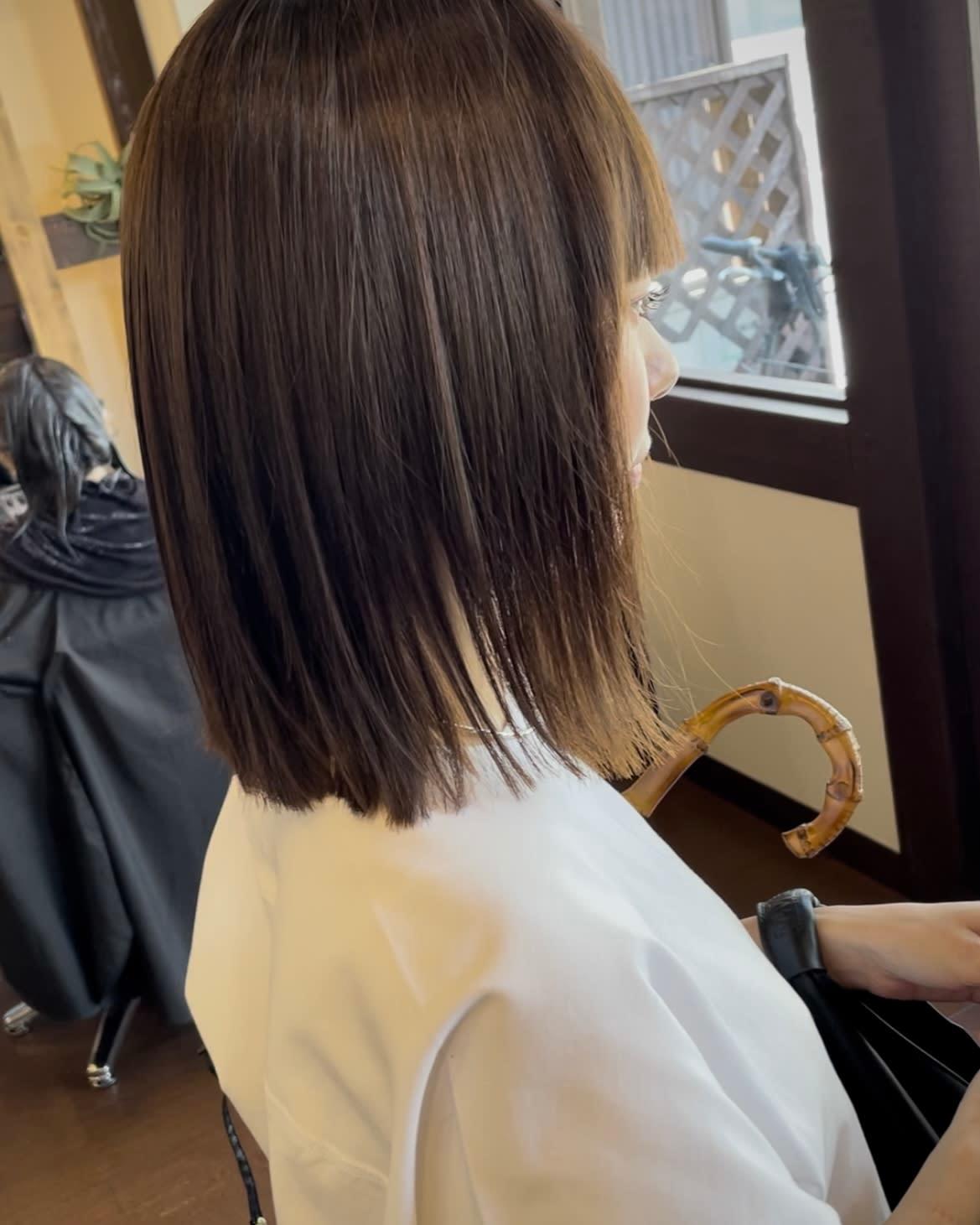 JITA【ジタ】のスタイル紹介。JITA上本町×外はねボブ