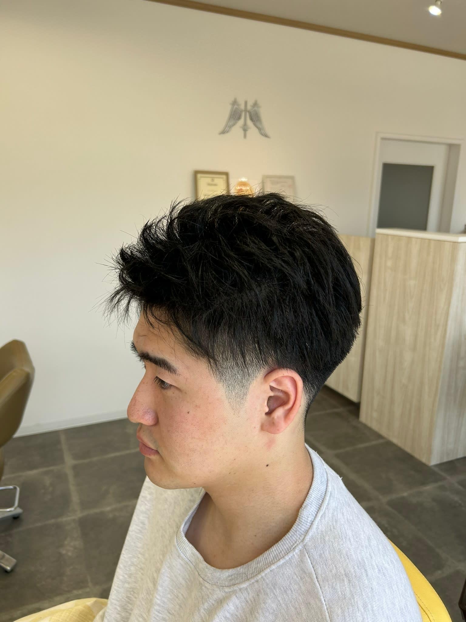 ミナトコ【ミナトコ】のスタイル紹介。スパイキーショート