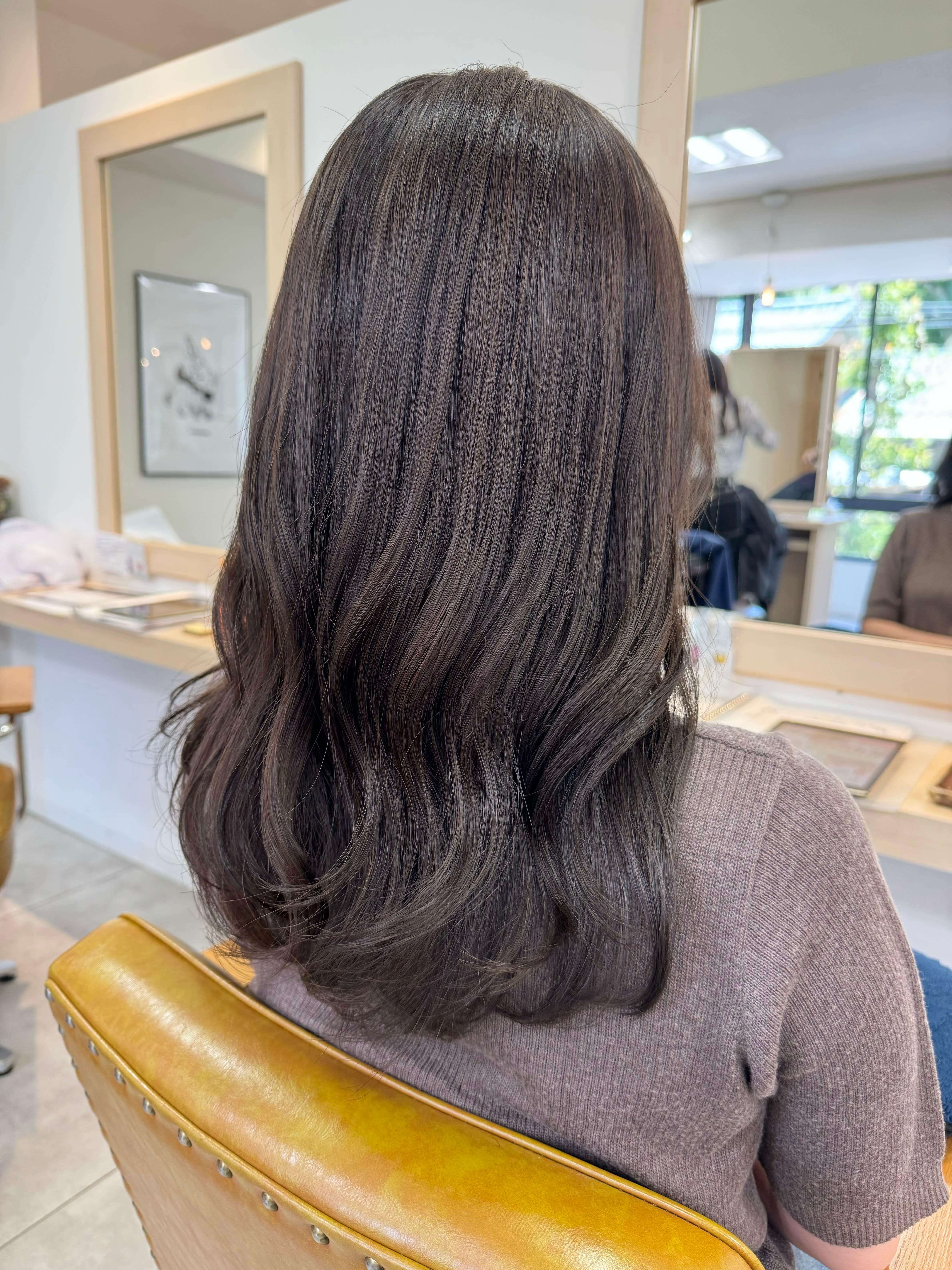 アンフレール【アンフレール】のスタイル紹介。ラベンダーグレージュ/Hikari