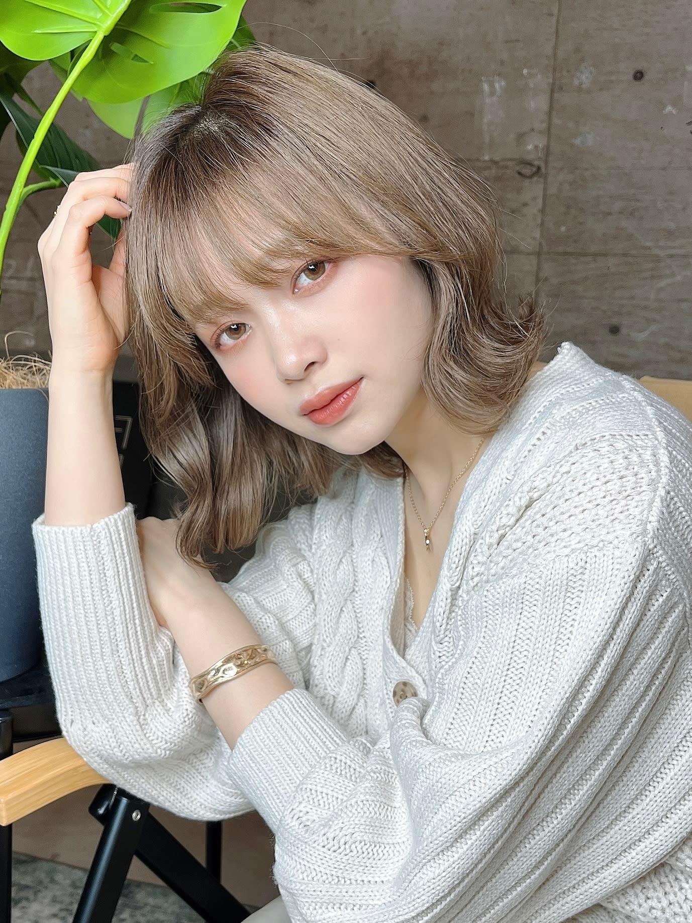 TAYA 天神店【タヤ テンジンテン】のスタイル紹介。カラー