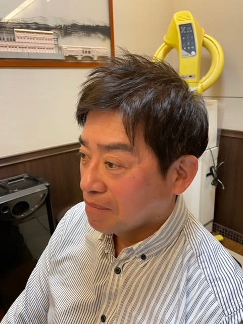 ヘアサロン大野 iki  日本橋本店【ヘアサロンオオノイキ】のスタイル紹介。メンズショートフォワード