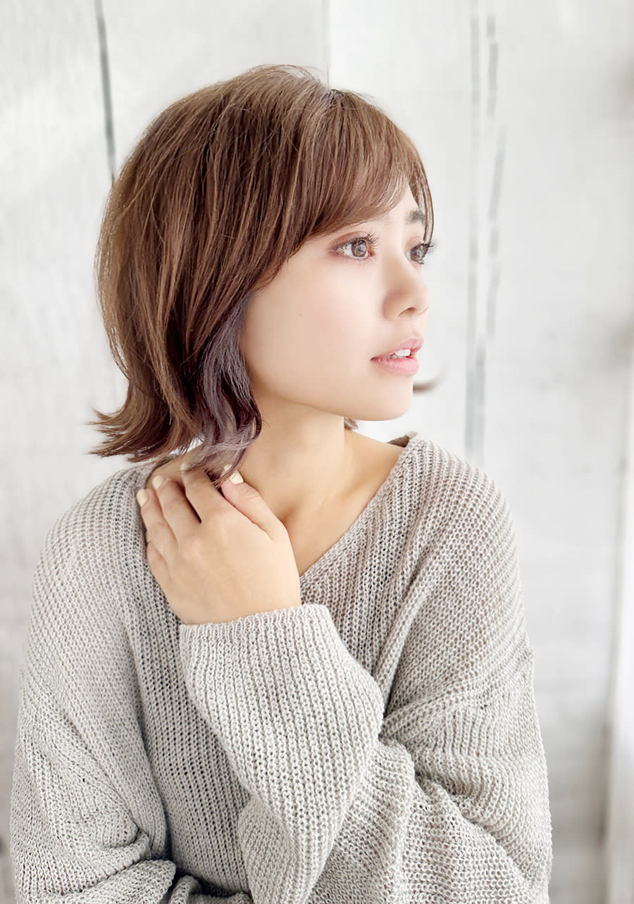 Resortsalon M 新宿東口【リゾートサロン エム シンジュクヒガシグチ】のスタイル紹介。チラ見せ☆イヤリングカラー