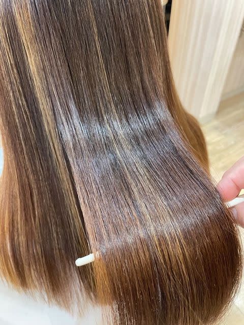 X-axia 【シース・アクシア】【シース アクシア】のスタイル紹介。髪質改善　縮毛矯正