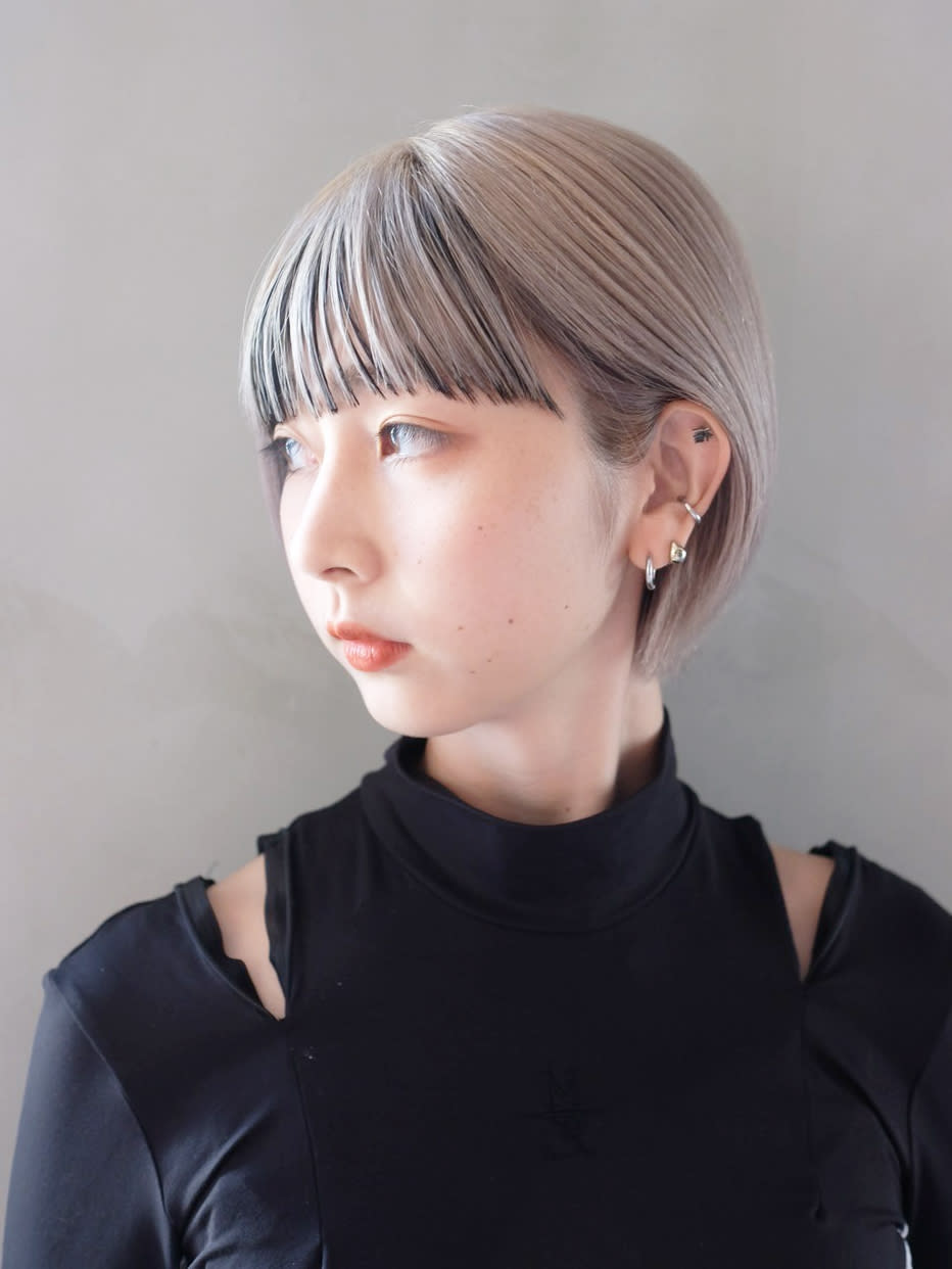 IT by ALBUM 松戸店【アイティー バイ アルバム】【アイティー バイ アルバムマツドテン】のスタイル紹介。くびレイヤーミルクティーピンク_ba491981