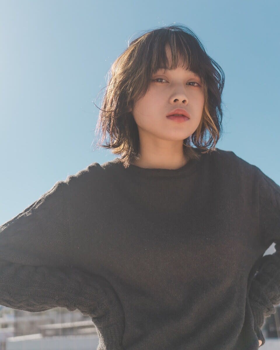 ami by Absolute 新宿【アミバイアブソシンジュク】のスタイル紹介。ハイライト　フロントレイヤーボブ