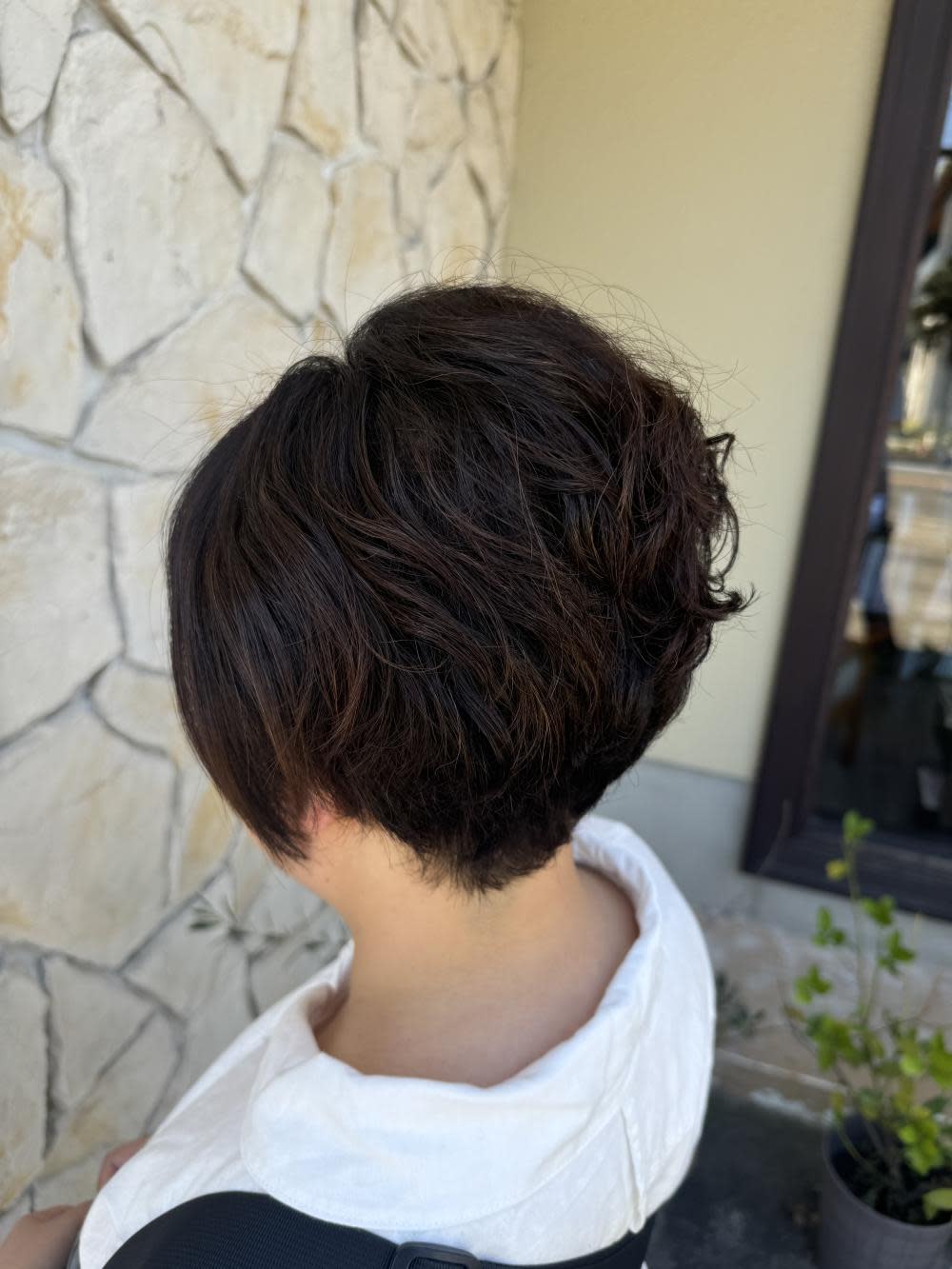 Hair Make VaLo【ヘアメイク　ヴァロ】のスタイル紹介。クセを活かしたショート