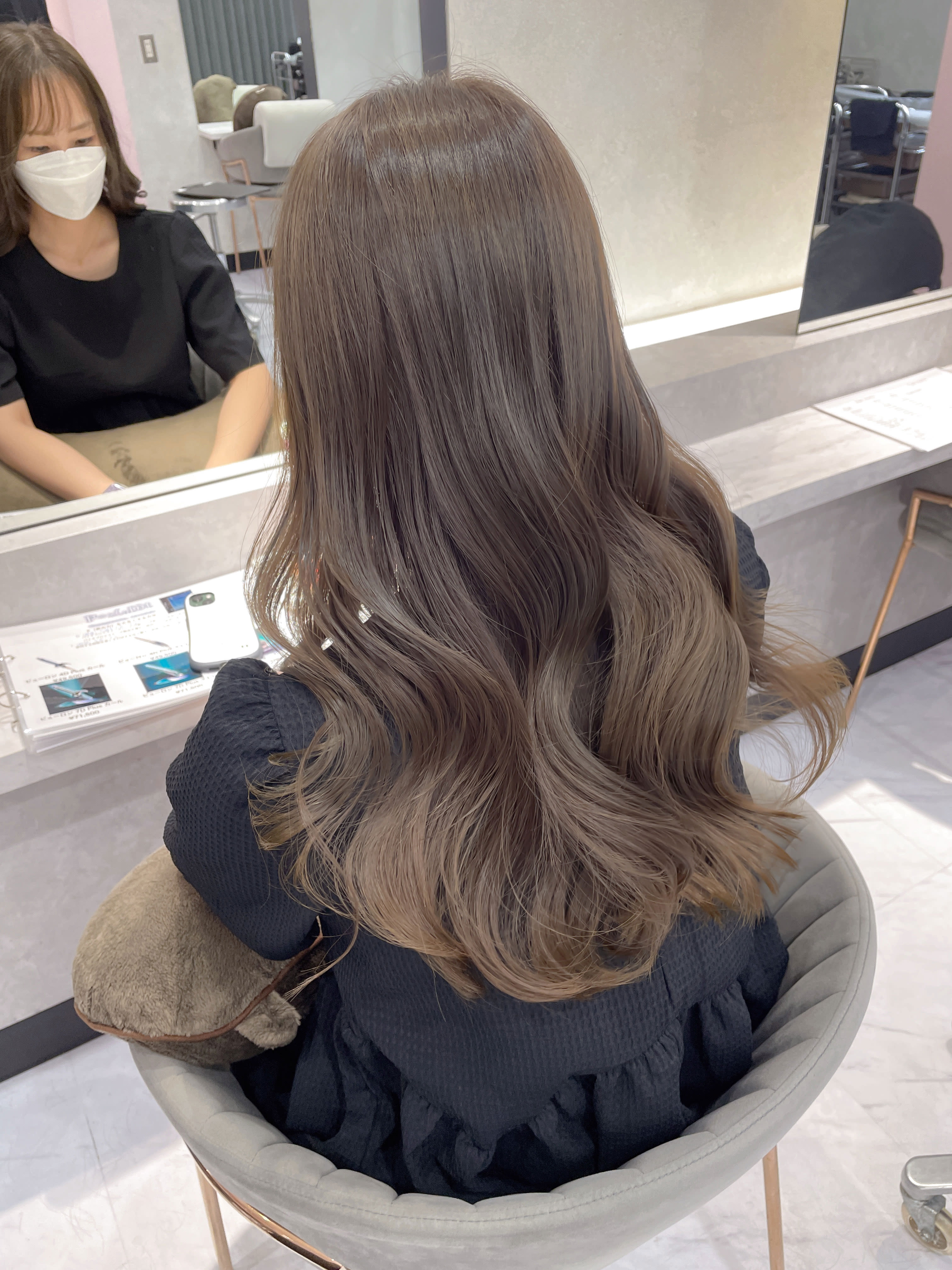 xena【ジーナ】【ジーナ】のスタイル紹介。xena【ジーナ】×ロング