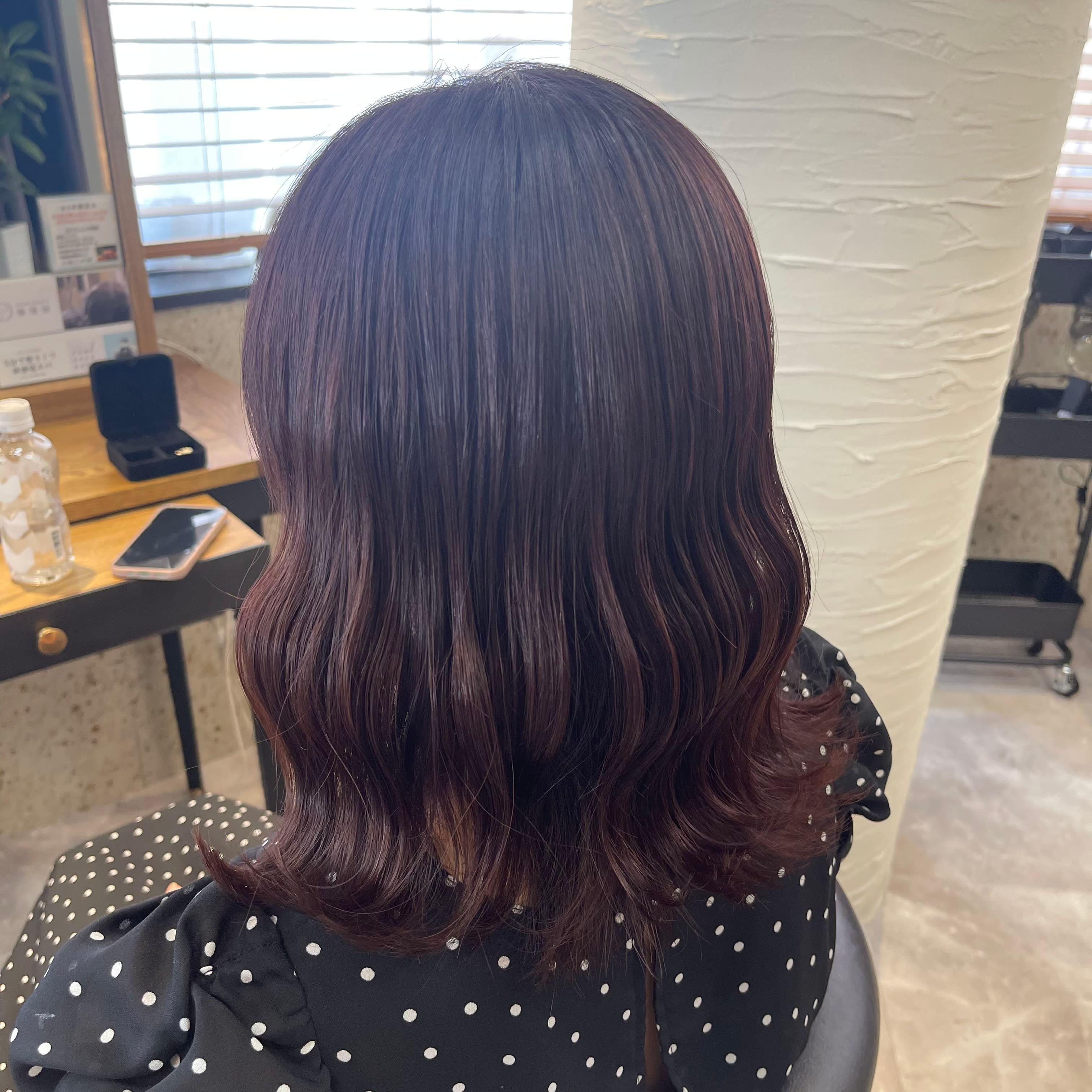 ヘアリゾート粋 tujuh 池袋東口店【ヘアリゾートスイトゥジュイケブクロヒガシグチテン】のスタイル紹介。ブリーチなしピンクカラー