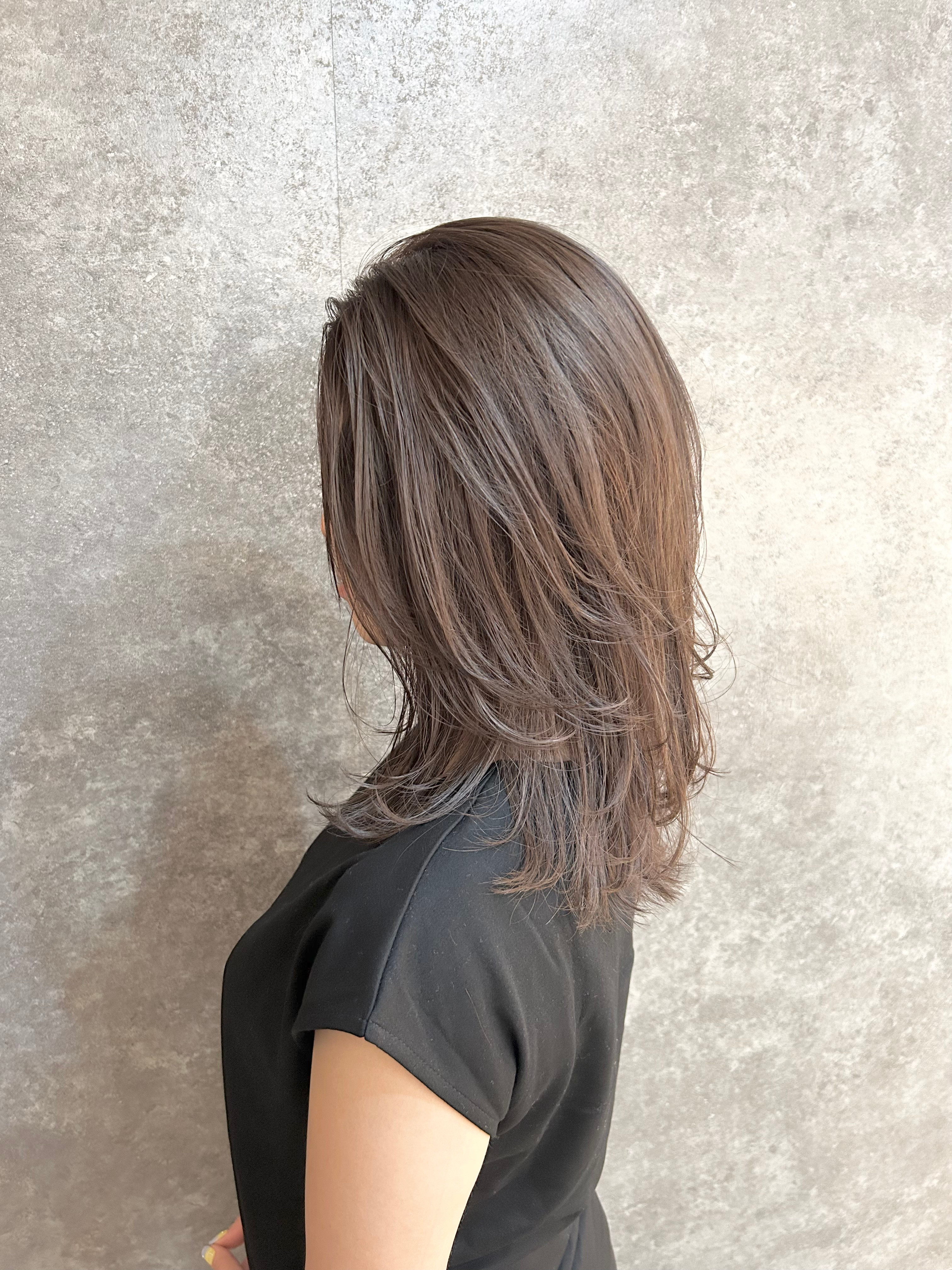 amberl【アンバール】のスタイル紹介。ロートーンアッシュ