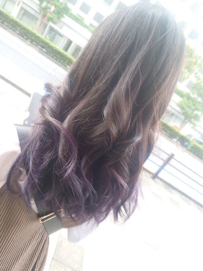 FRAP【フラップ】のスタイル紹介。裾カラー