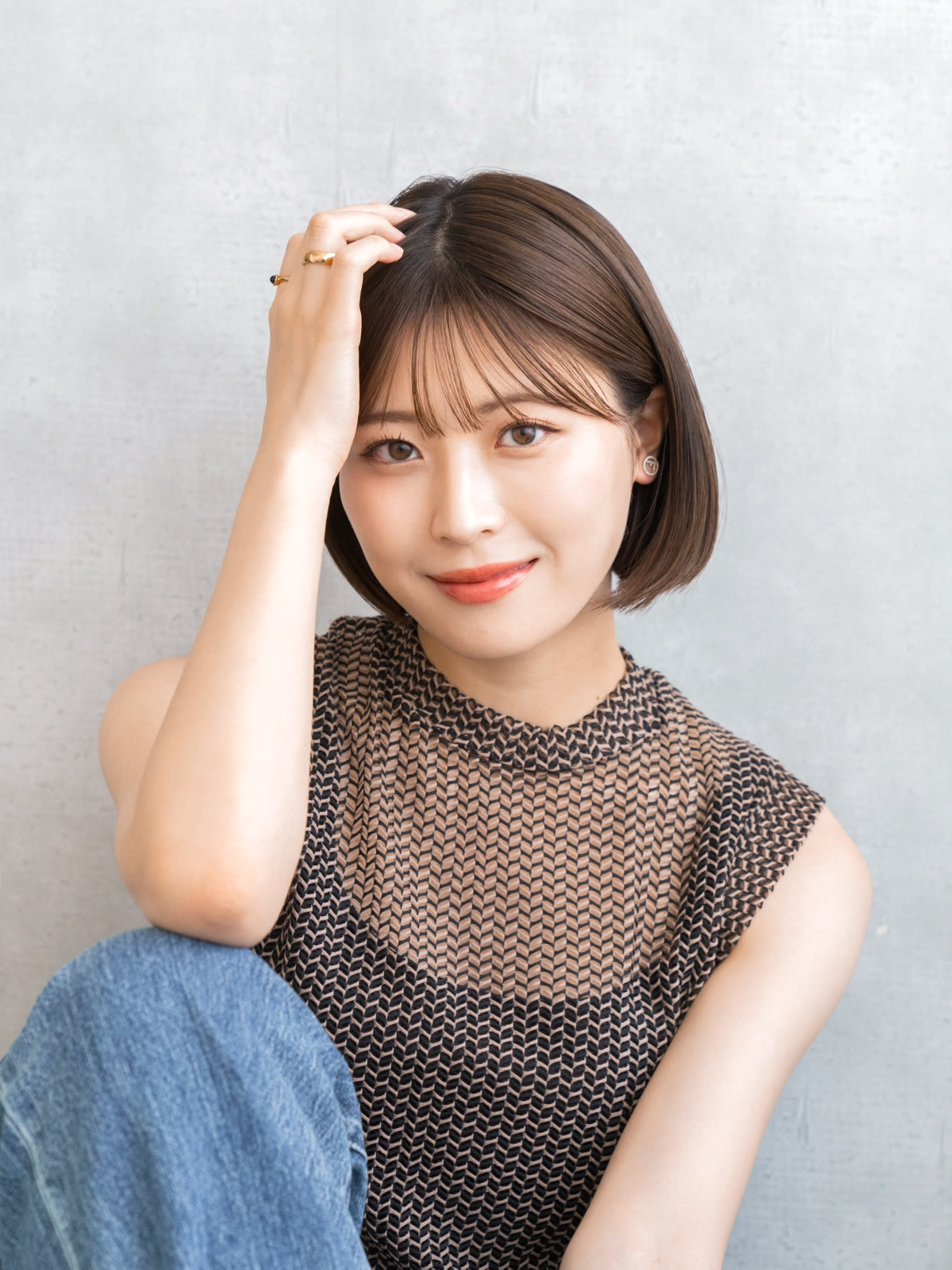 Eleanor spa&treatment 横浜【エレノア スパアンドトリートメント ヨコハマ】のスタイル紹介。【20代・30代・40代シースルー耳掛けミニボブ】