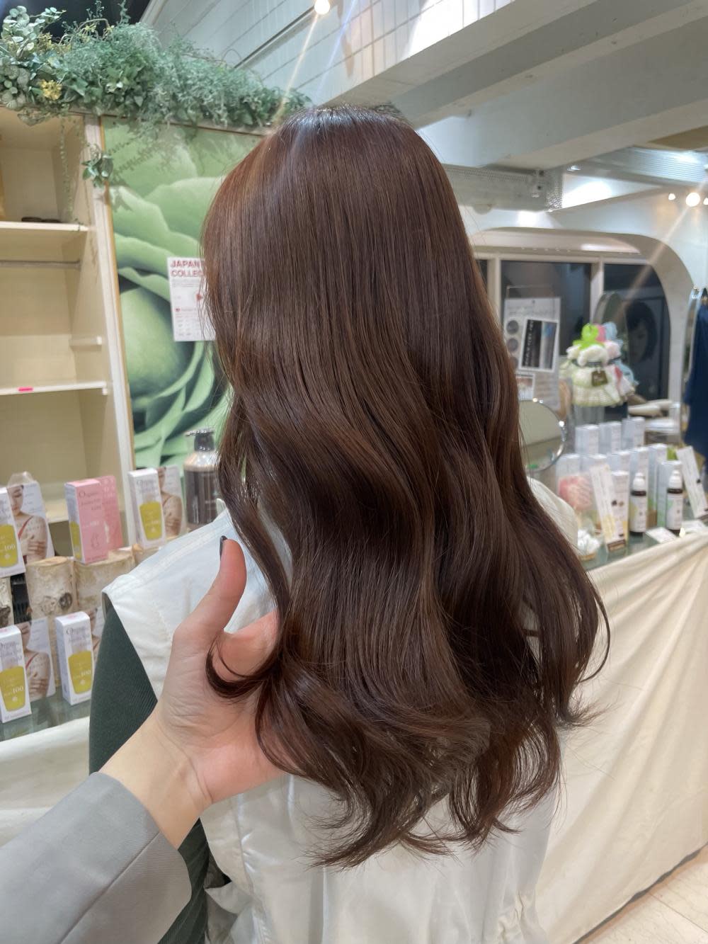 Of HAIR Jiyugaoka【オブヘアジユウガオカ】のスタイル紹介。オレンジブラウン