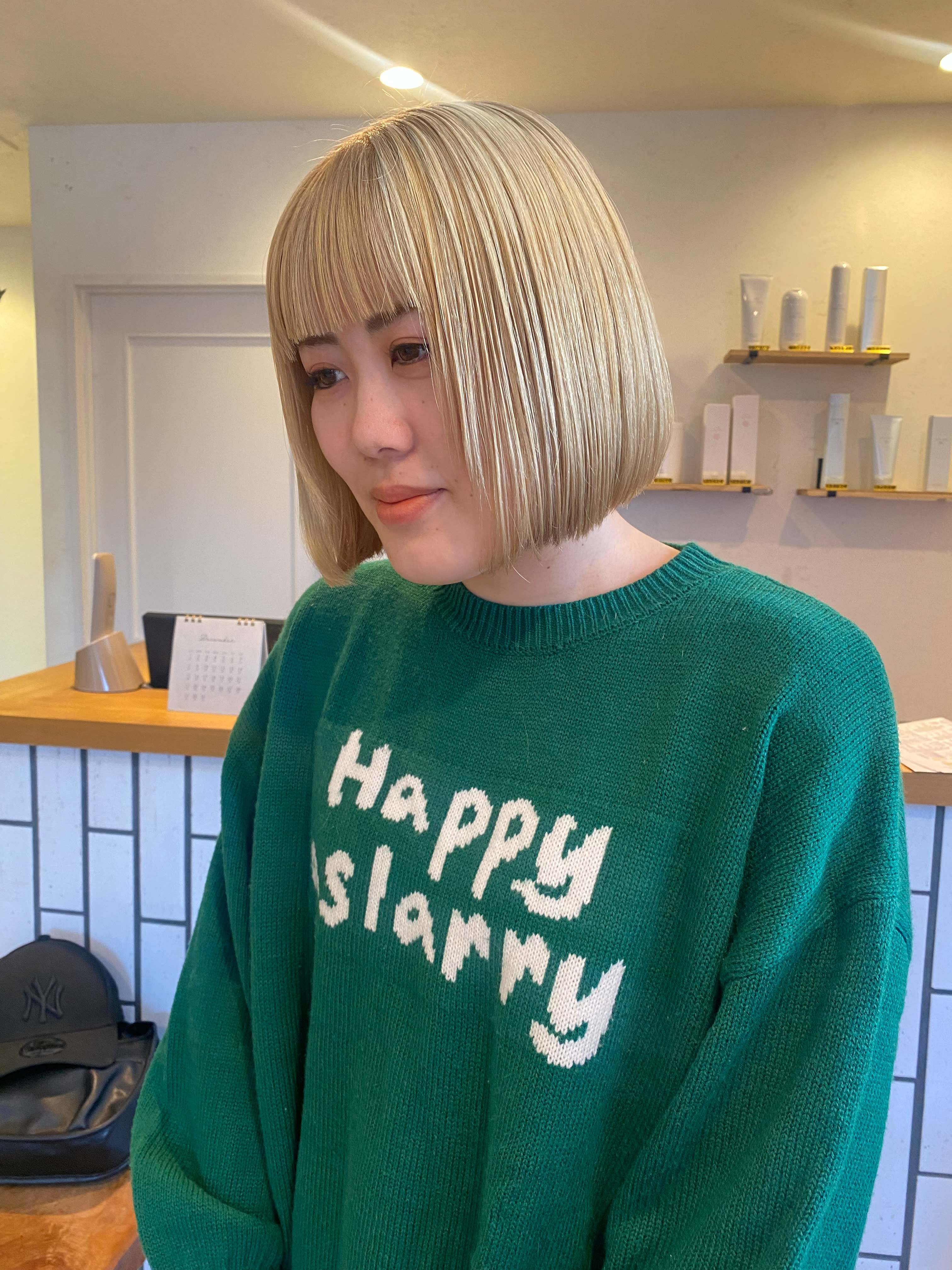 ann LEGS 岸和田店【アンレッグス】のスタイル紹介。ブロンドボブ