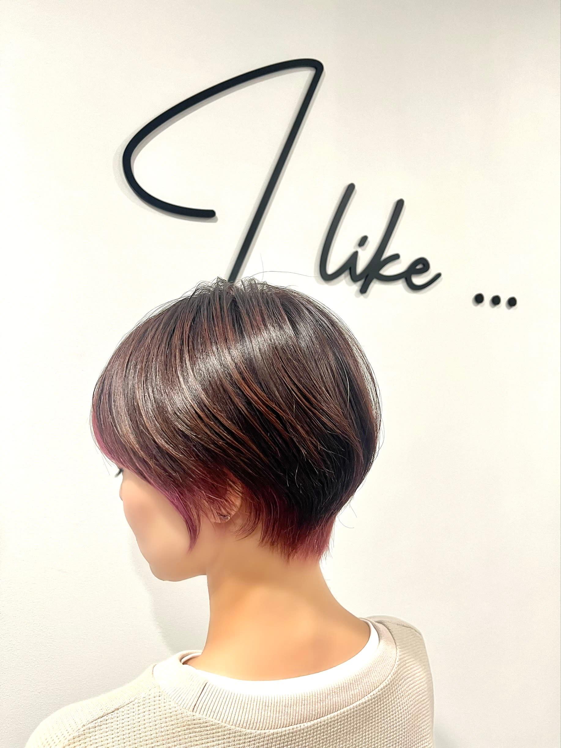 髪質改善 個室サロン 南流山 美容院 hair&relax I like…【カミシツカイゼン コシツサロン ミナミナガレヤマ ビヨウイン ヘアアンドリラックスアイライク】のスタイル紹介。丸みくびれショート☆インナーピンク