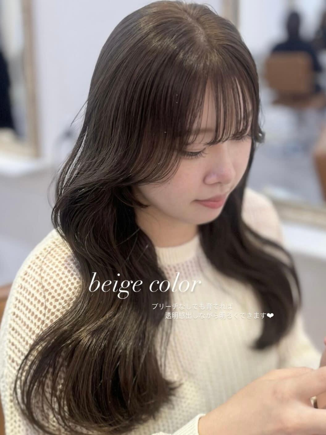 francesca.【フランチェスカドット】のスタイル紹介。透明感ベージュカラー