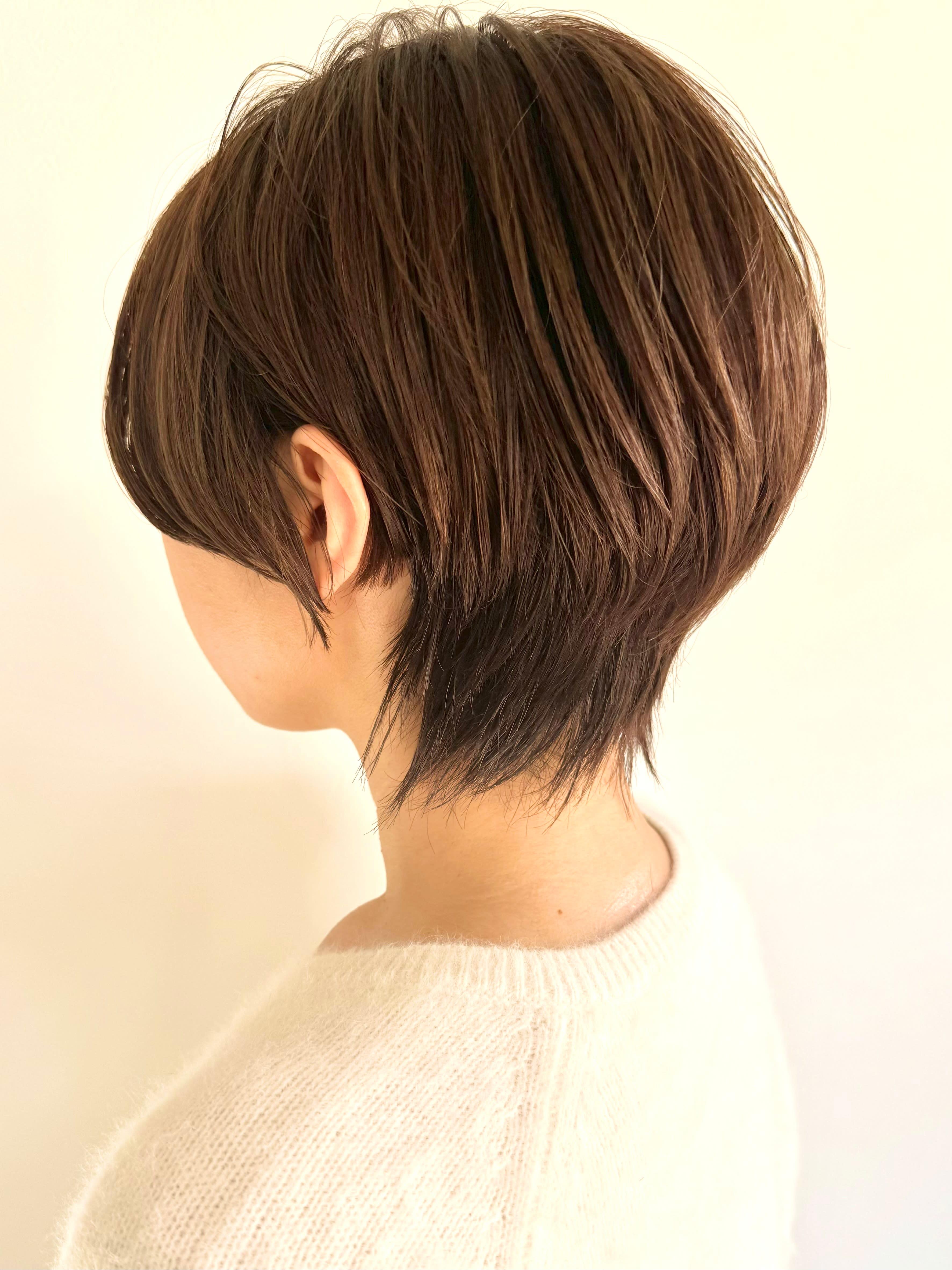 atelier M【アトリエエム】のスタイル紹介。20代、30代のアパレル系女子に大人気！coolなショート！