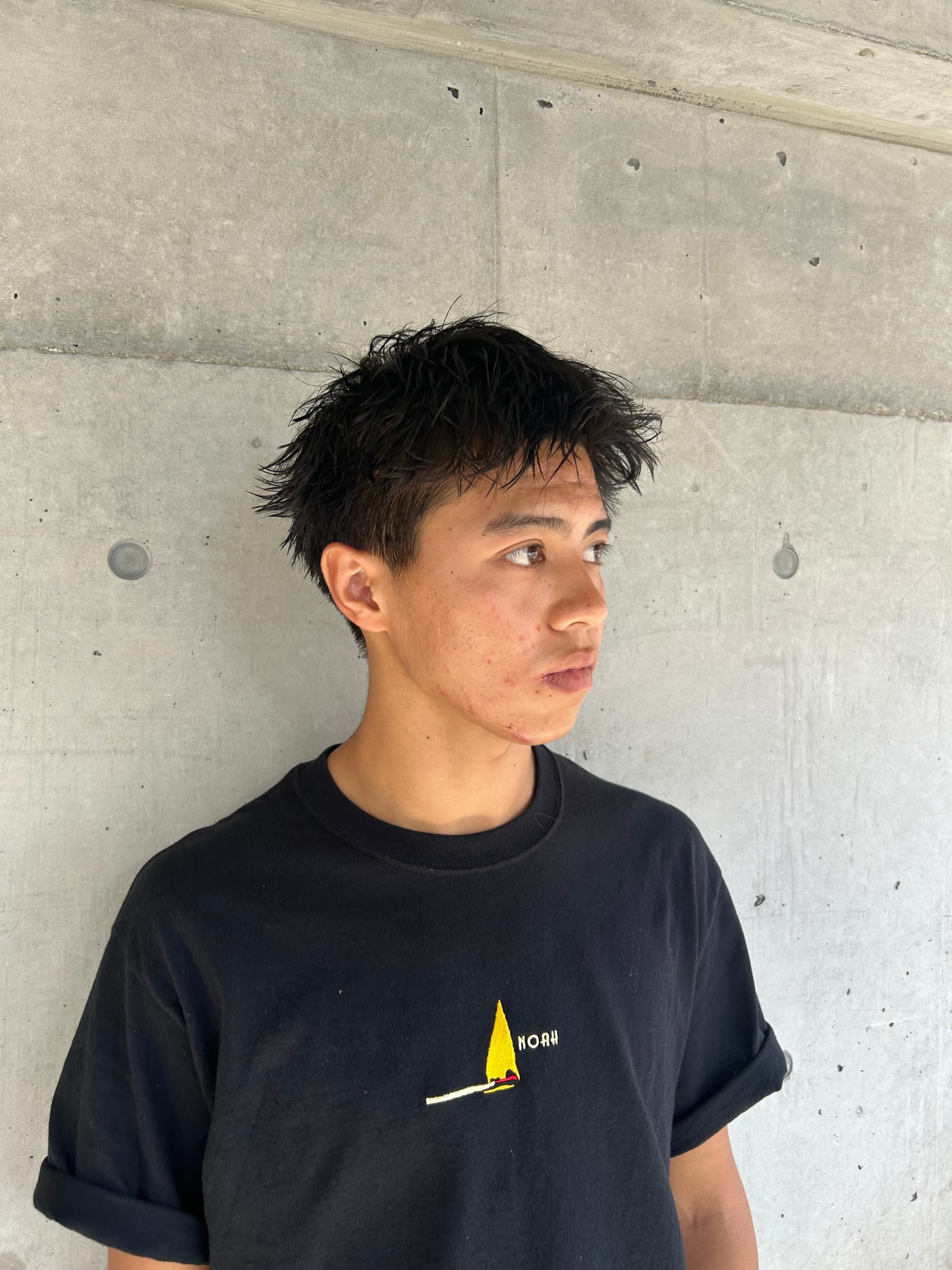 Men's hair Hui 新宿三丁目【メンズ ヘア フイ シンジュクサンチョウメ】のスタイル紹介。メンズヘア　スパイキーショート　メンズショート　新宿