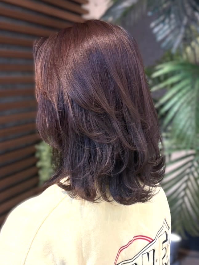 Hair & Nail Eve 新浦安店【ヘアアンドネイルイヴシンウラヤステン】のスタイル紹介。大人くびれウルフレイヤーミディアムウルフボブルフ