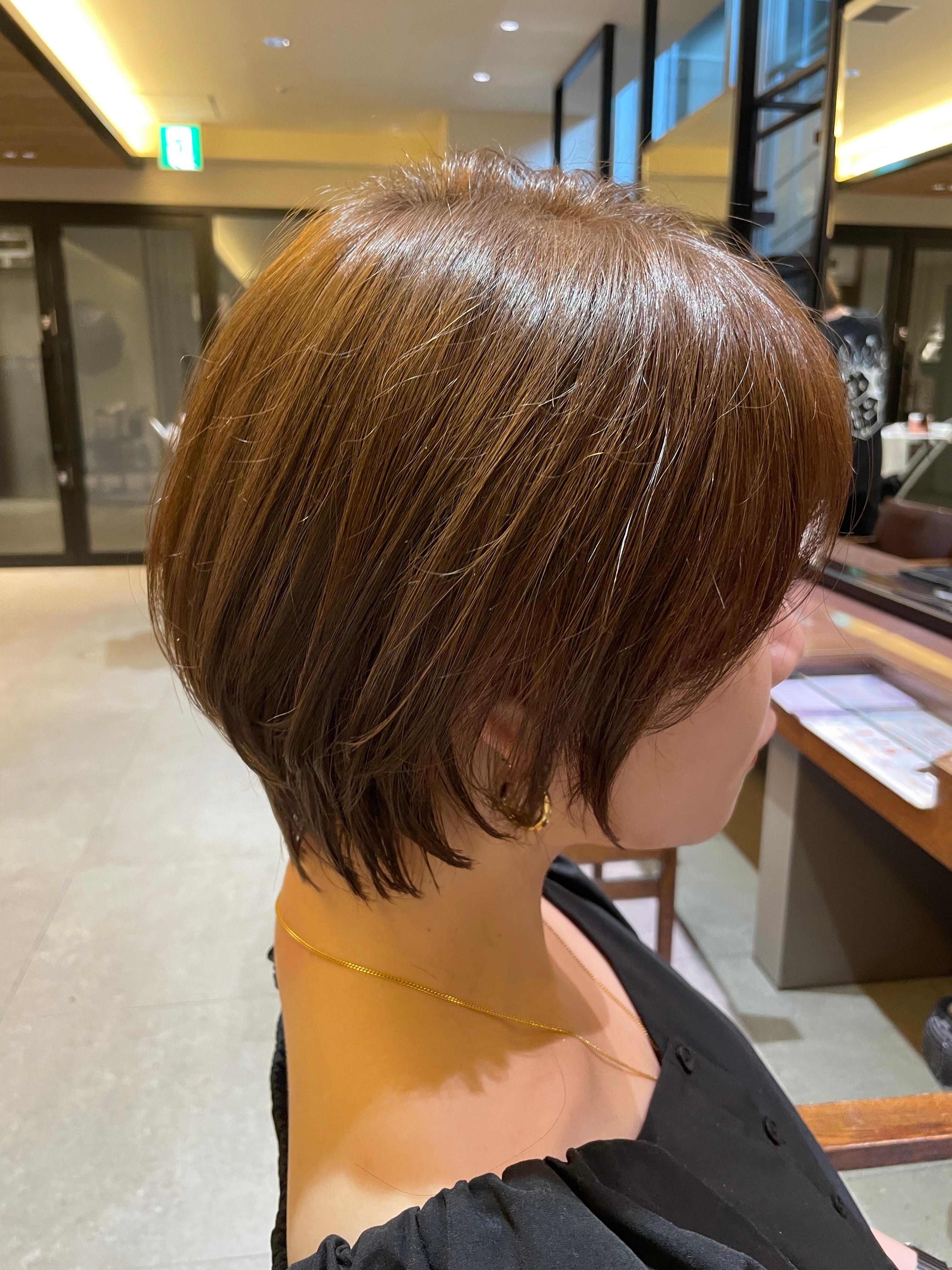 In＆yang【インアンドヤング】のスタイル紹介。くびれショート