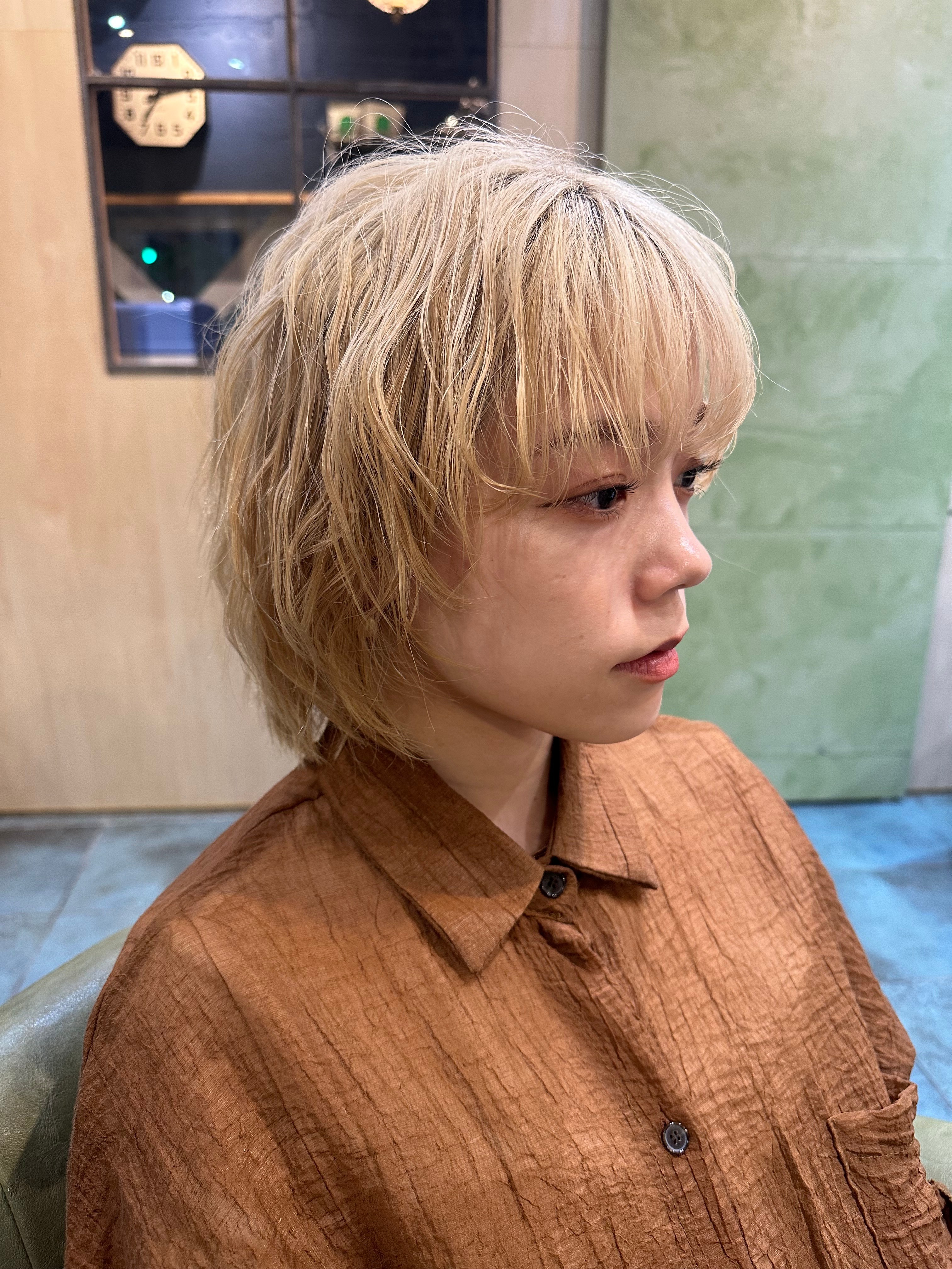 GRACE MAN CAFE【グレースマンカフェ】のスタイル紹介。抜きっぱなしブリーチ