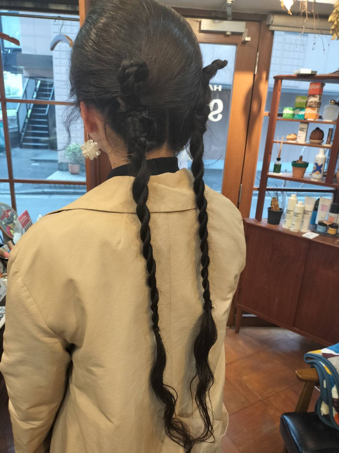 Hair salon SAVOIA with DOG【ヘアーサロン サボイア ウィズ ドッグ】のスタイル紹介。お客様スタイル【 ヴィーガン×オーガニック× SDGs】