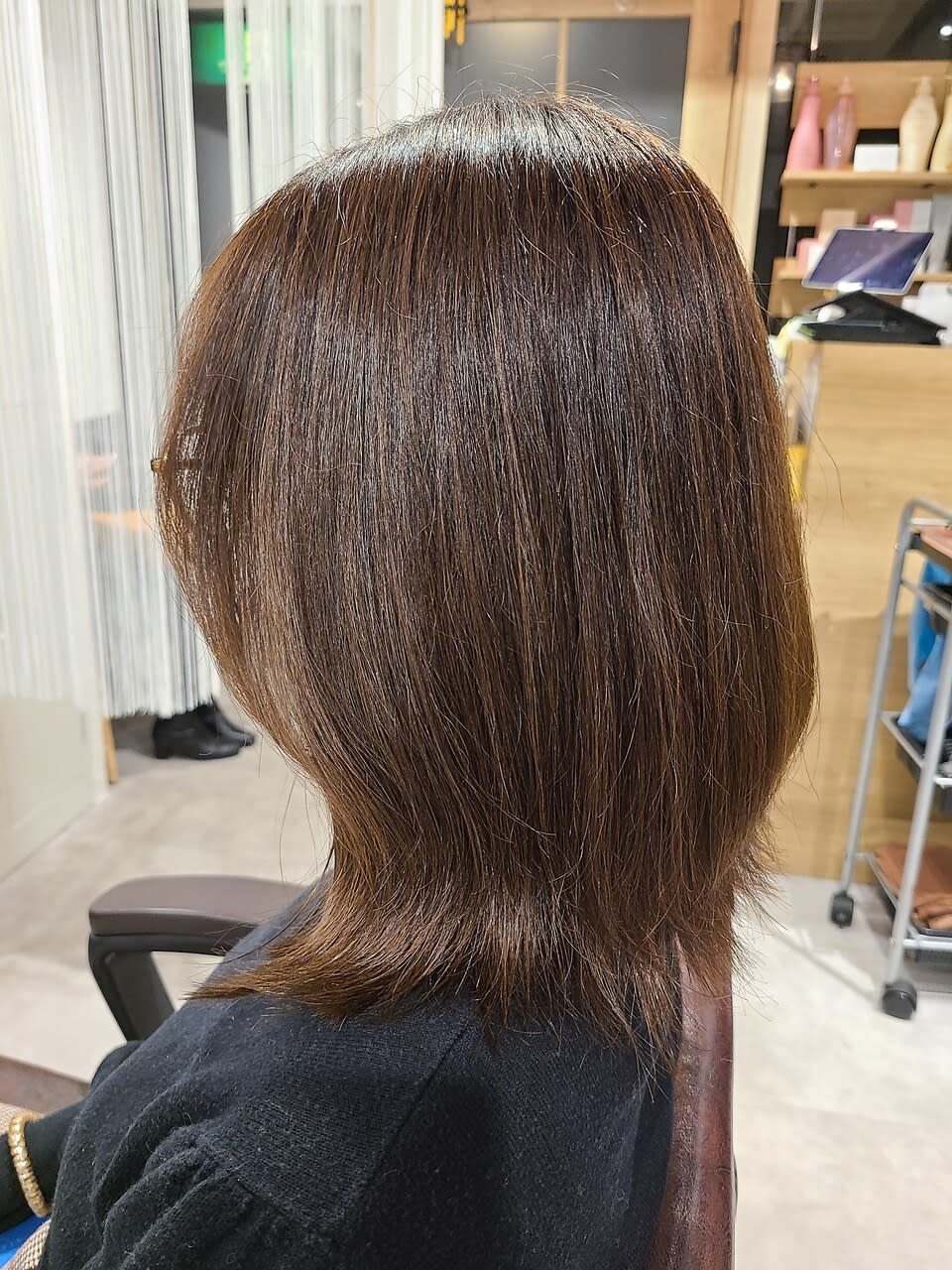 髪質改善半個室サロンSparkleセンター南美容院【カミシツカイゼンハンコシツサロンスパークルセンターミナミビヨウイン】のスタイル紹介。後れ毛が可愛いレイヤースタイル