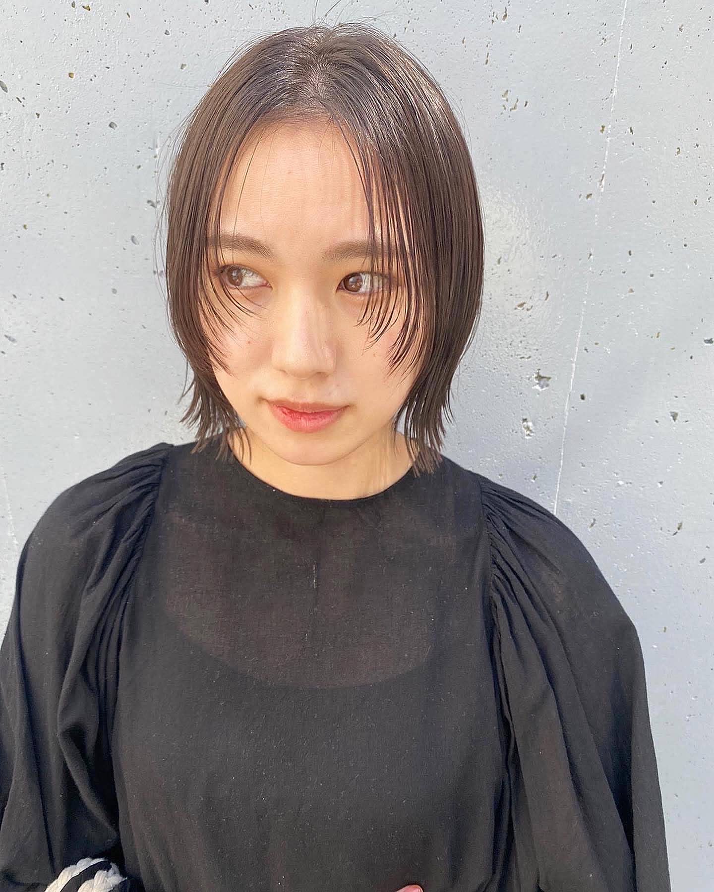 iRo by en"ppy【イロバイエンピー】のスタイル紹介。顔周りレイヤーぱつっとボブスタイル