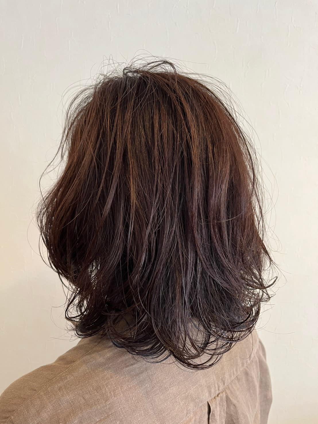 Joya【ジョヤ】のスタイル紹介。ミディアムクビレレイヤー